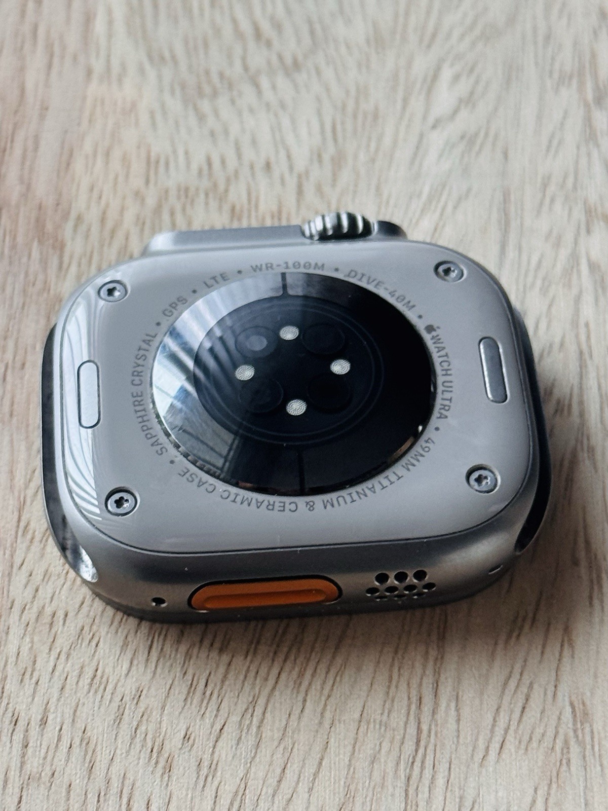 Apple Watch Ultra 1st Gen 49mm Titanium – No band
