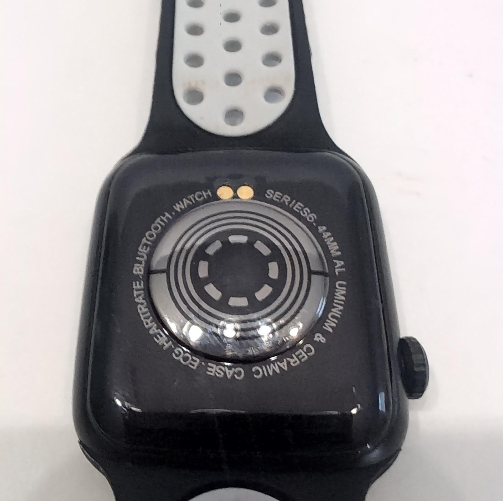 Apple 44mm Apple Watch Series 6 With Band Parts Only Won’t Charge Repair Only