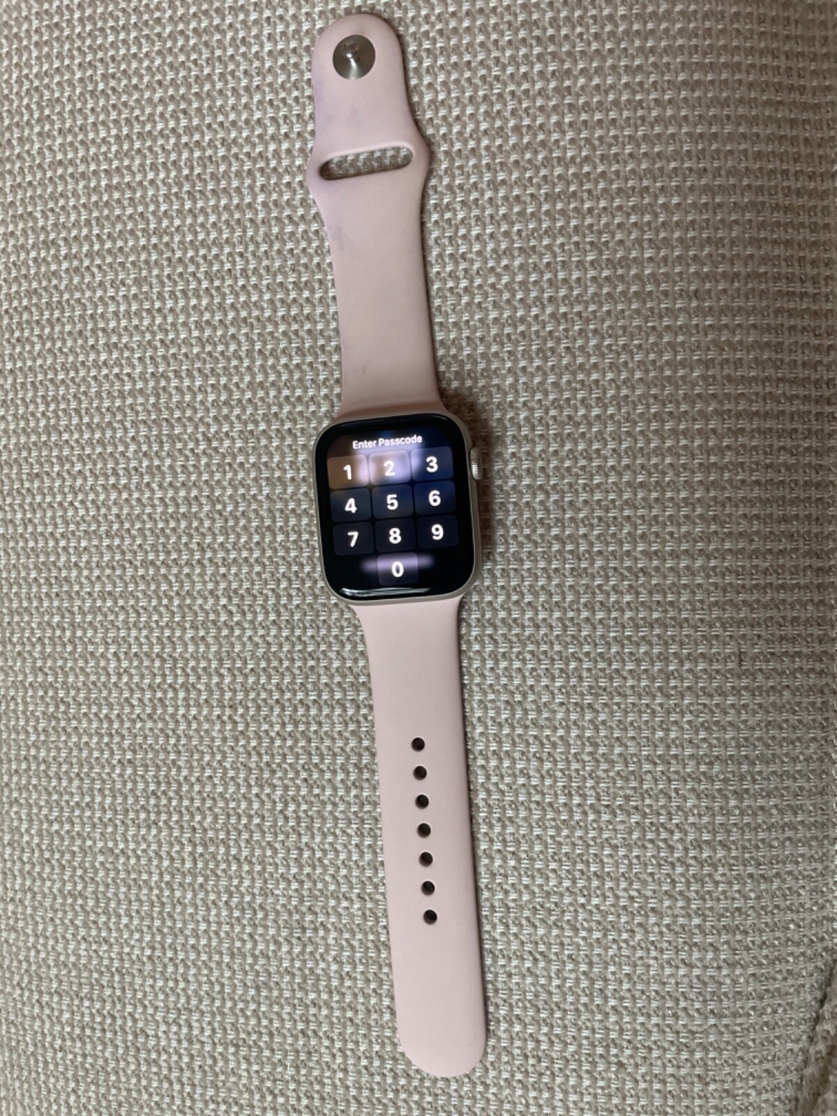 Apple Watch Series SE 45mm Gold Aluminium Case with Pink Sport Band (GPS +…