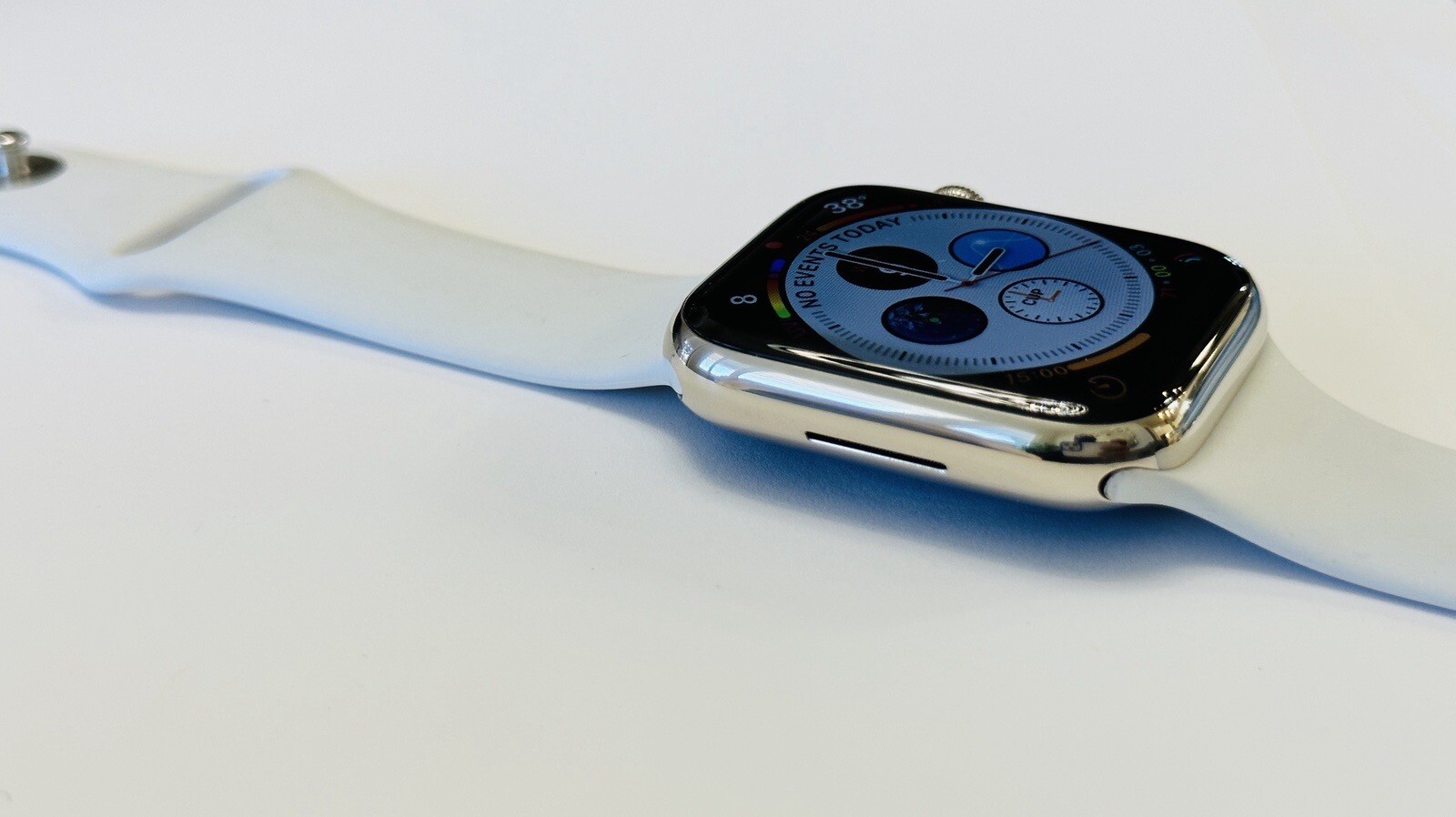 White Gold Plated Apple Watch 45mm CUSTOM Stainless Steel Series 9 White Sport B