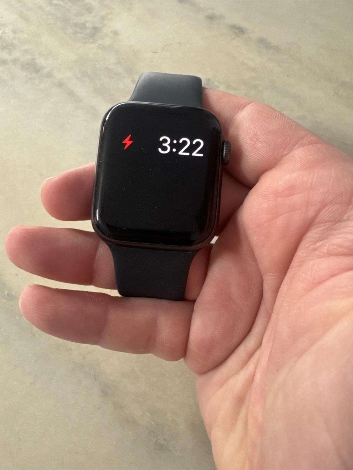 Apple Watch SE (2022) 44mm Midnight Aluminum Case with Sport Band, M/L (GPS +…