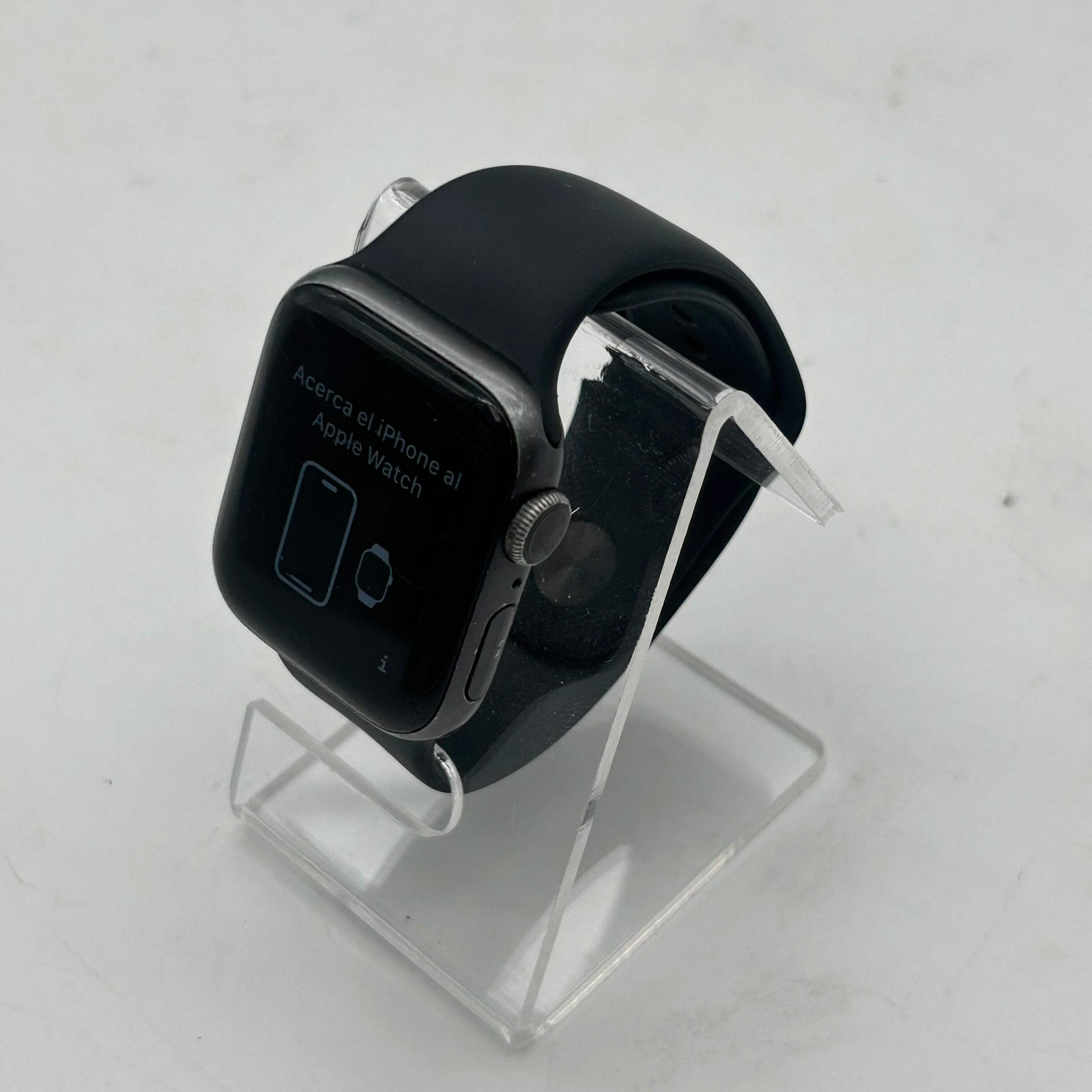 GPS Only Apple Watch Series 5 40MM Space Gray Aluminum Black Sport Band A2092
