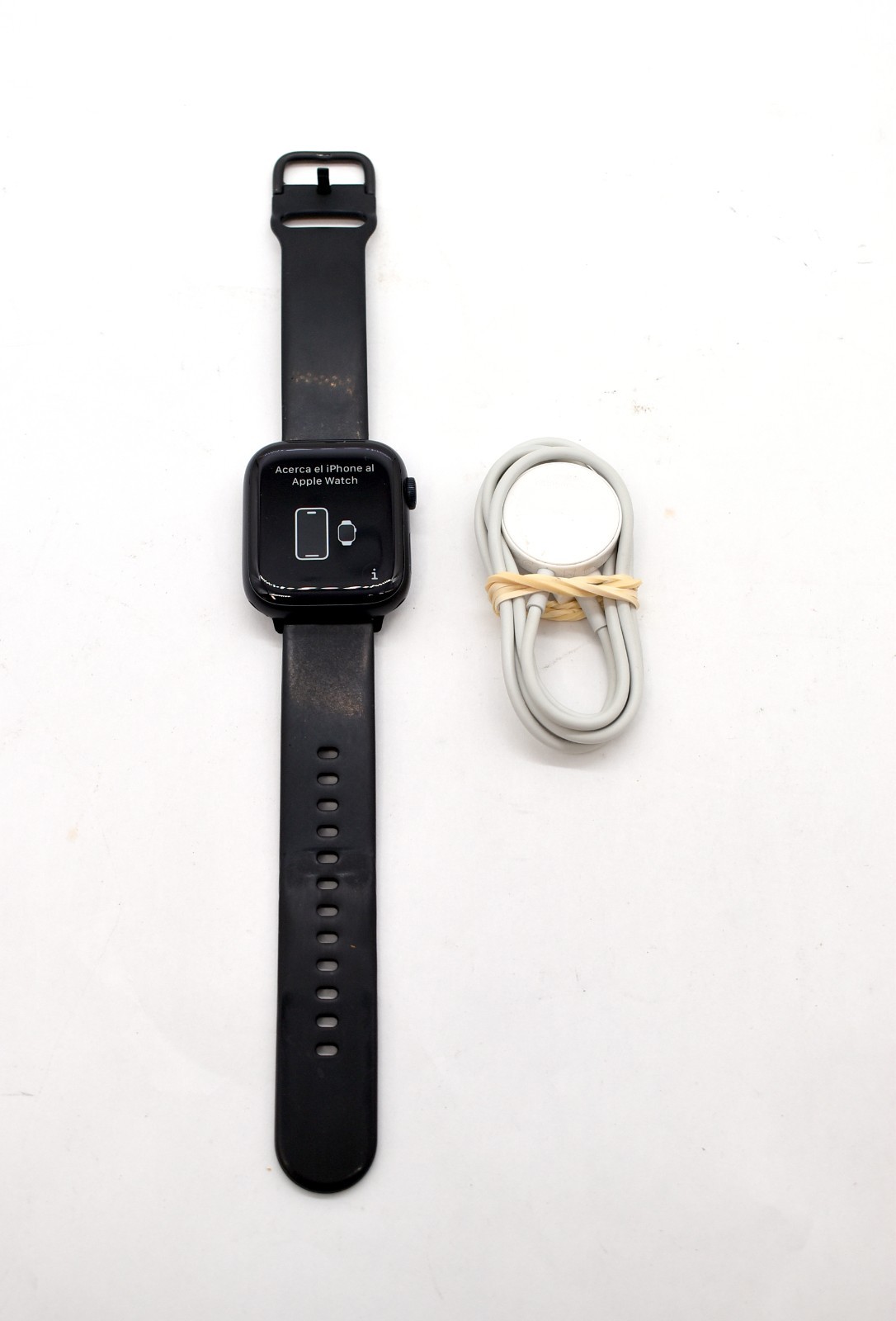 Apple Watch Series 8 A2771 MNUL3LL/A GPS Only Midnight Case With Black Band 45mm