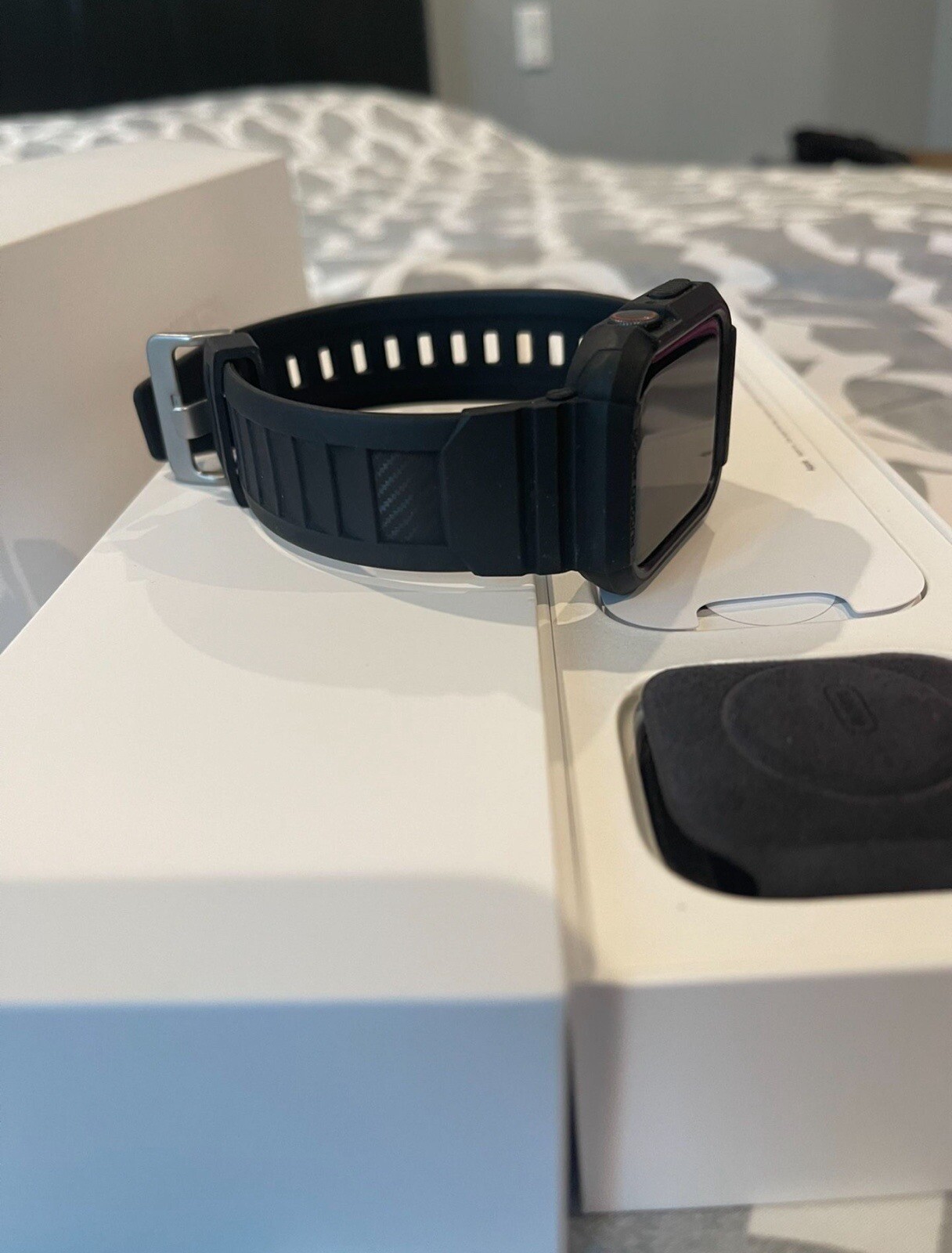 Apple Watch Series 5 44mm Space Gray Aluminum Case with Black Sport Band – S/M &