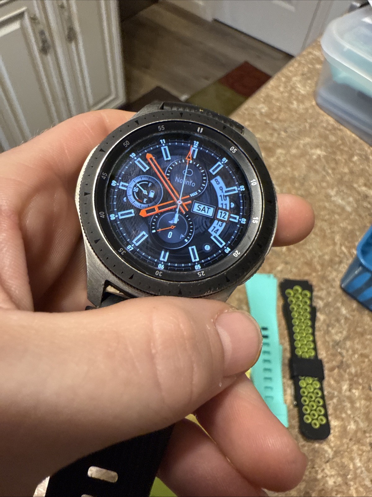 Samsung Galaxy Watch SM-R800 46mm Silver Case Classic Black Turn