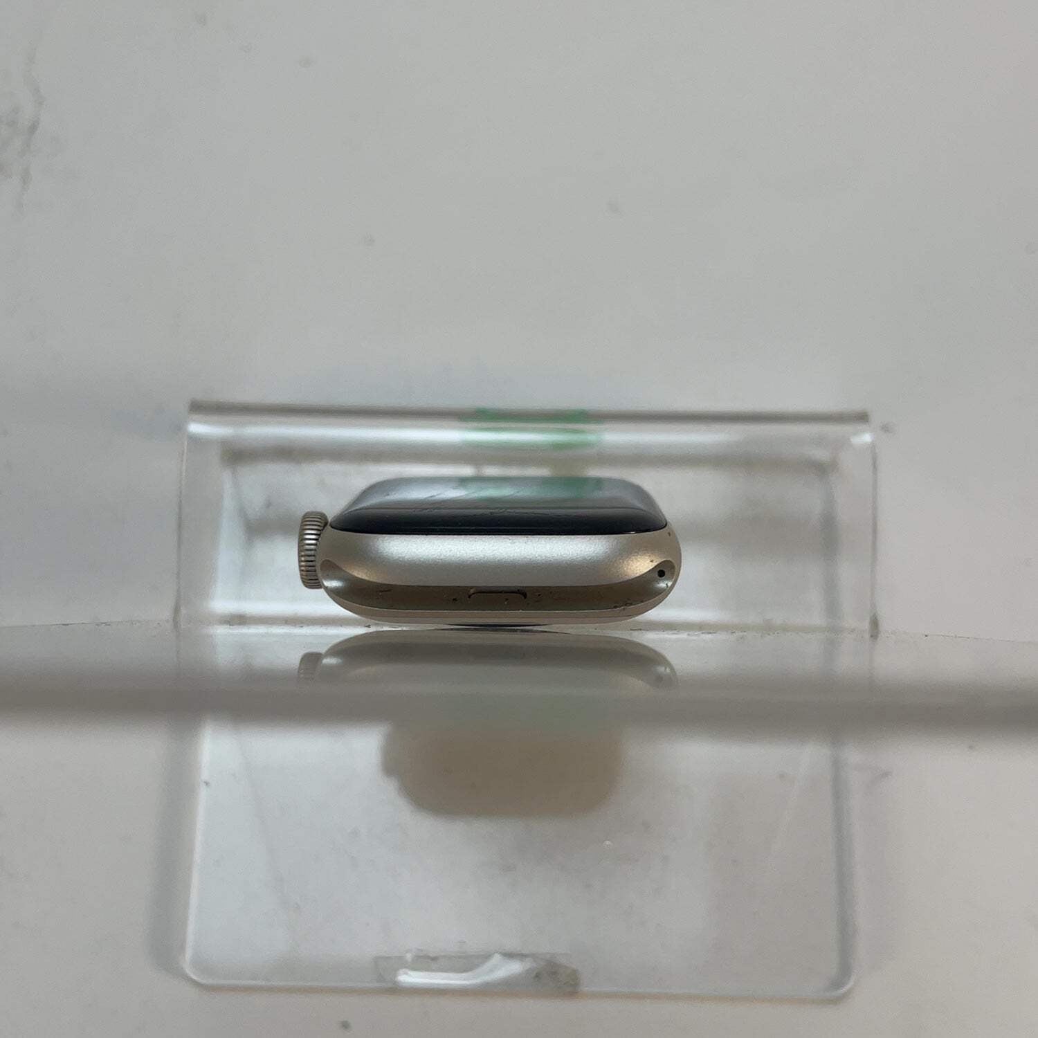 GPS Only Apple Watch SE 2nd Gen 40MM Starlight Aluminum MXFY3LL/A Face Only