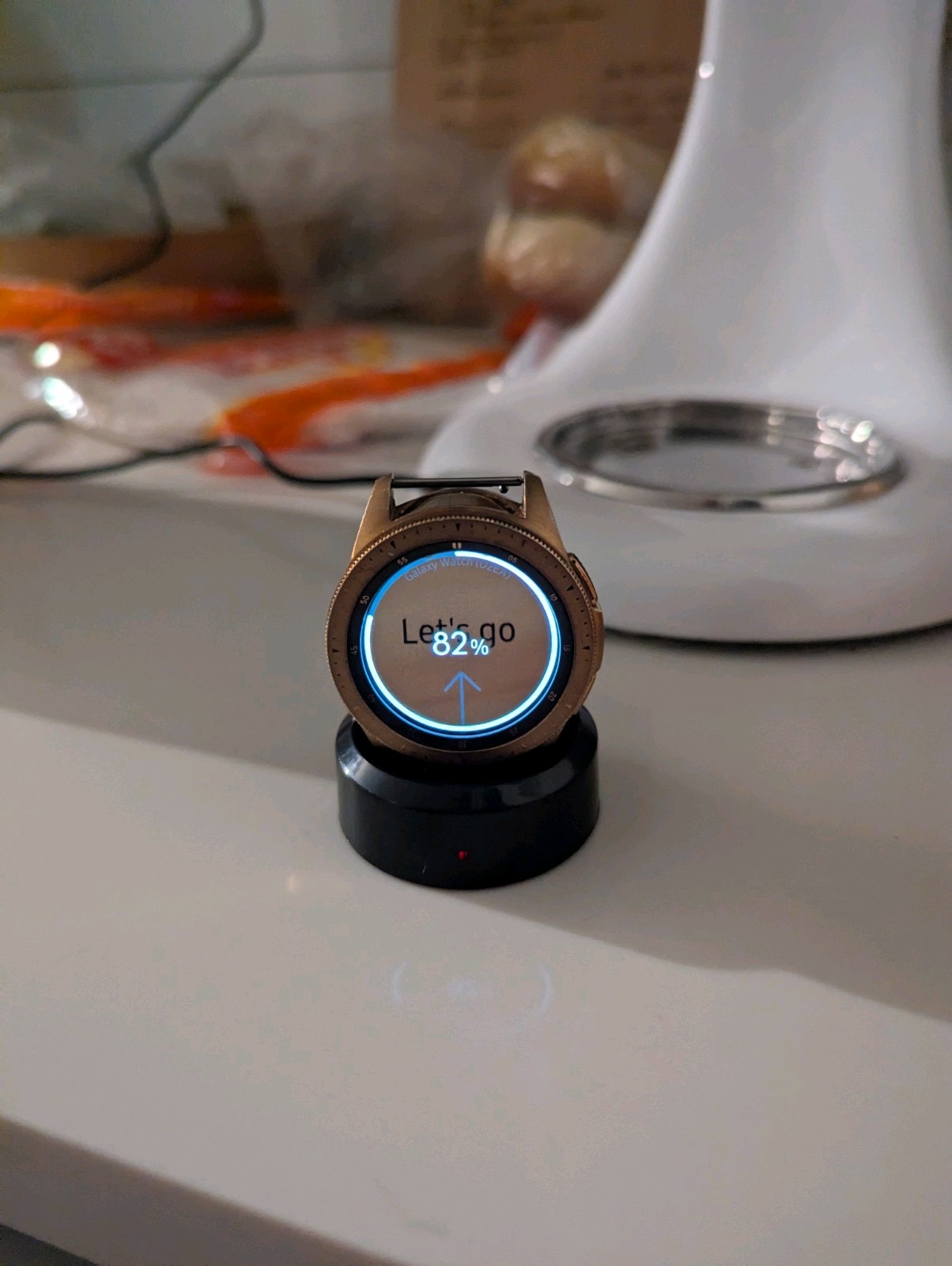 Samsung Galaxy Watch SM-R815u Rose Gold Finish-Working-Charging Base-No Band