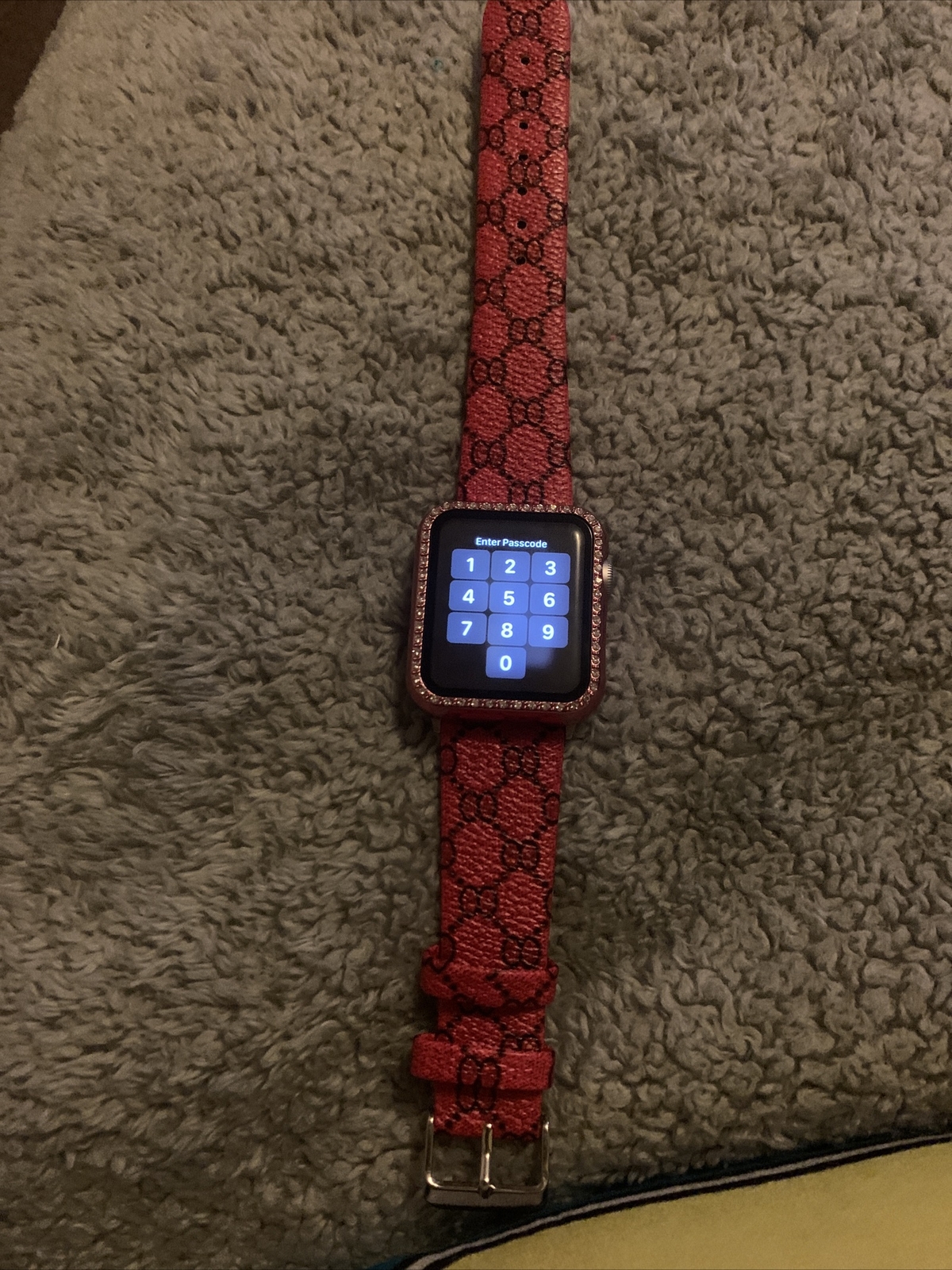 Apple Watch Series 3 38 mm Gray Case Black Aluminium Smartwatch – MTF02LLA