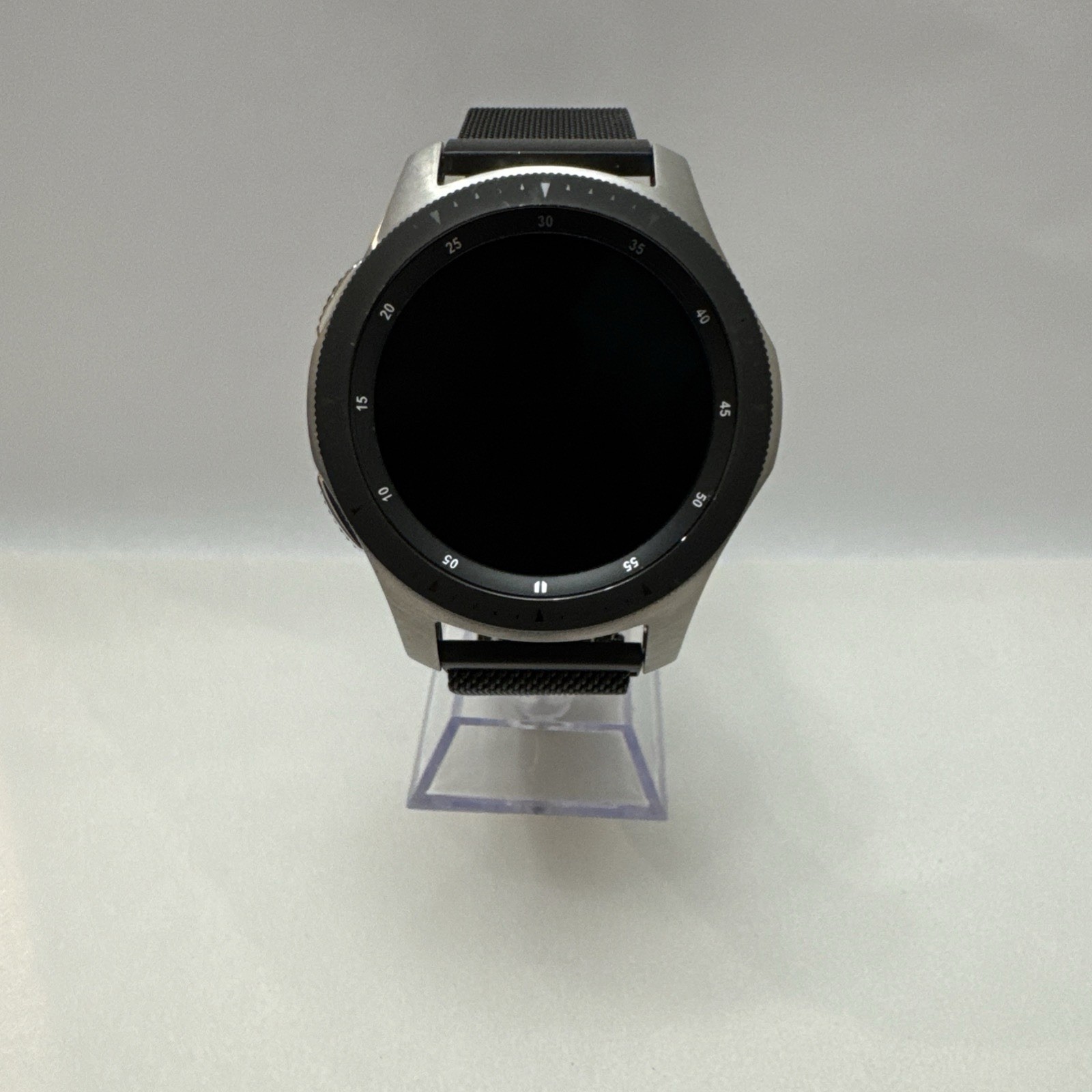 Over 90 Mixed Samsung Smartwatch Lot, Screen Protectors, iPhone Chargers.