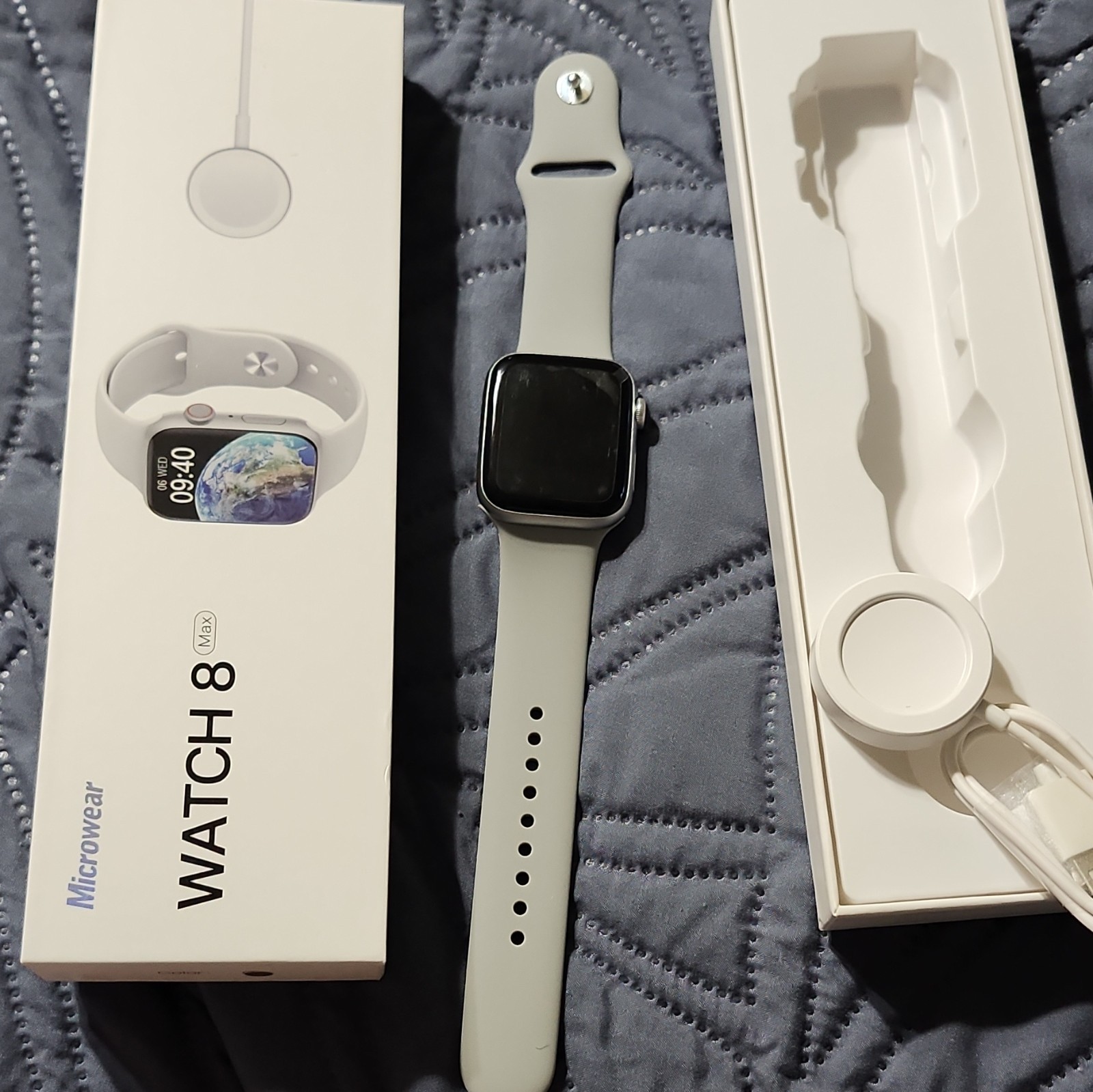 Microwear Watch 8 Max Smartwatch Silver Aluminum Case Grey Silicone Band
