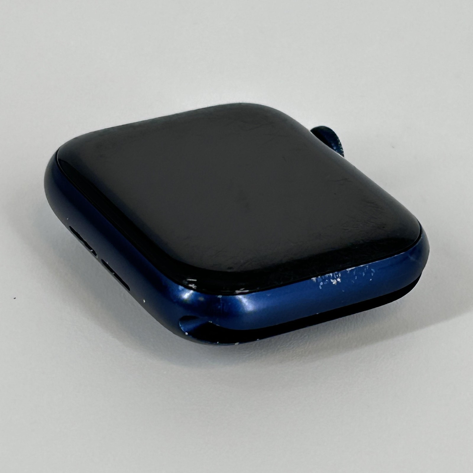 Apple Watch (Series 6) 44mm Blue Aluminum (LTE) w/ No Band – Fair Condition