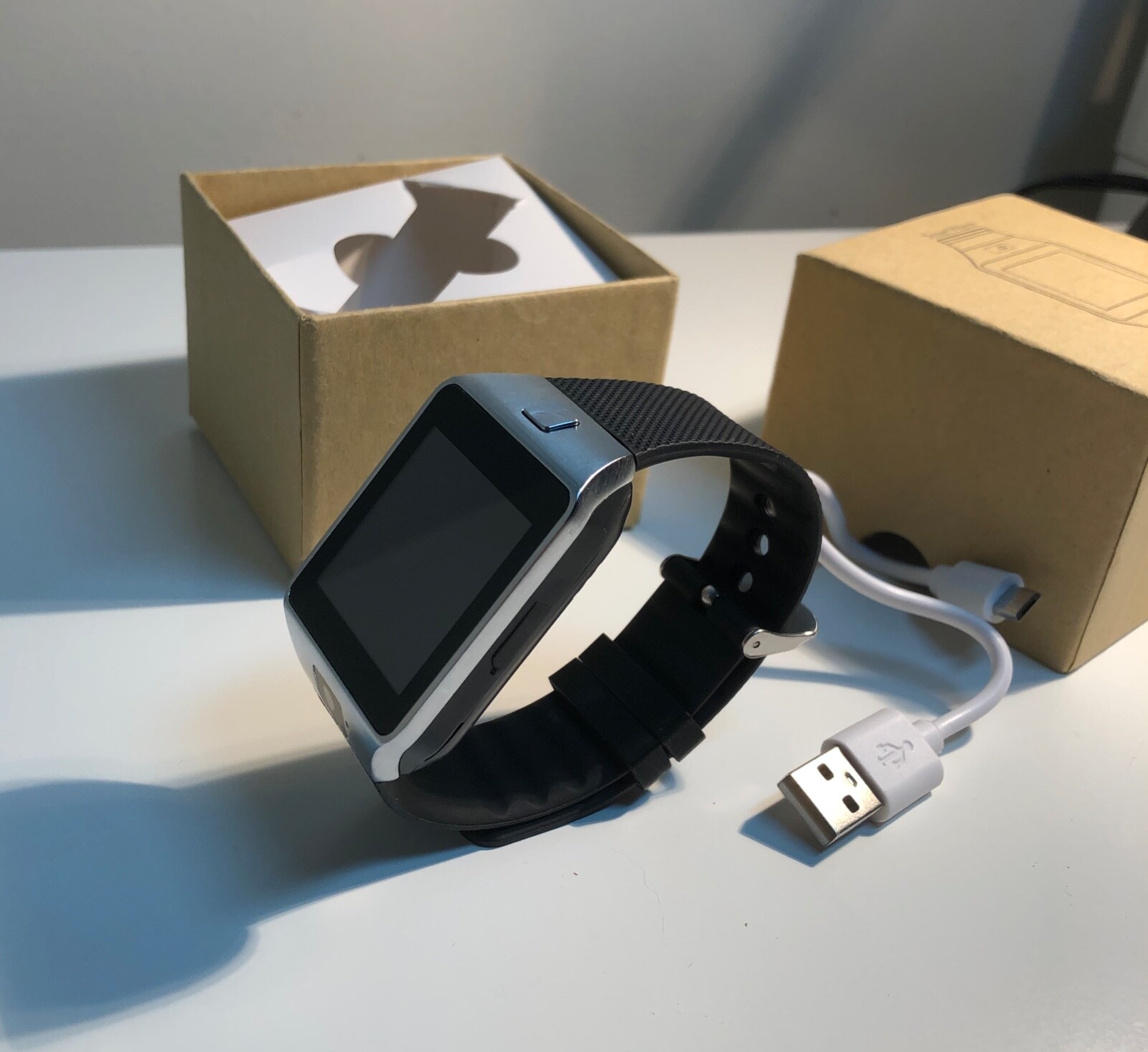 Smartwatch with Android Technology – BRAND NEW – NEVER USED
