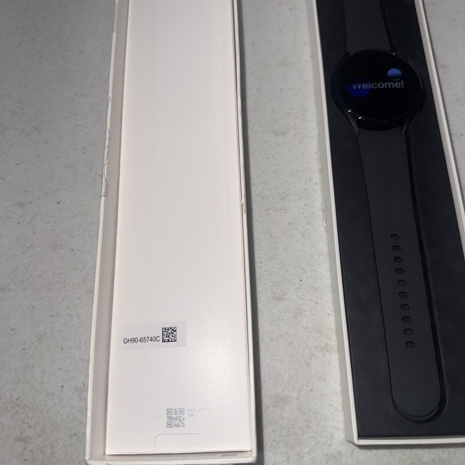 Samsung Galaxy Watch 4, 44mm Smartwatch, Black (SM-R870)
