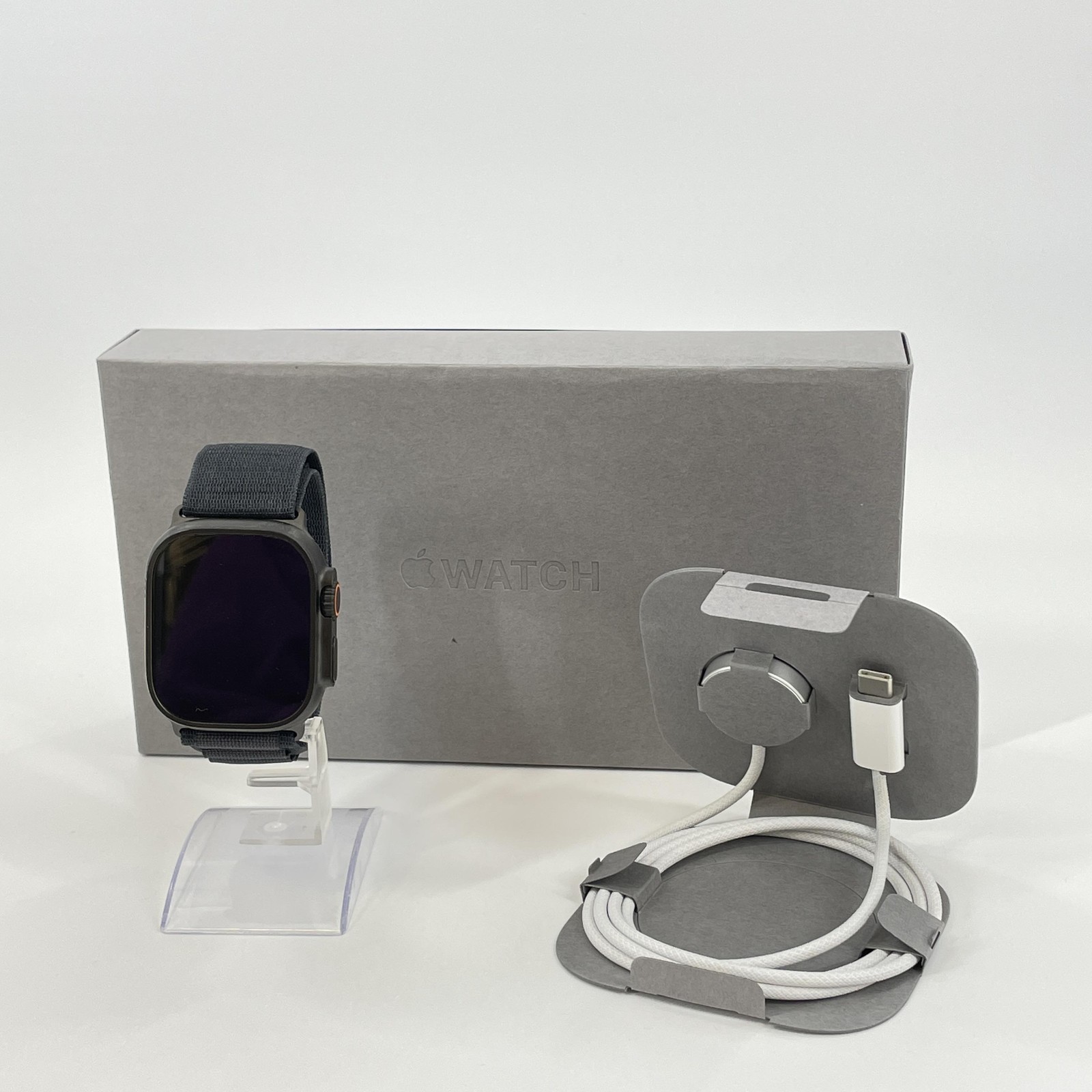 Apple Watch (Ultra 3) 49mm Black Titanium (LTE) w/ Black Alpine Loop – Excellent