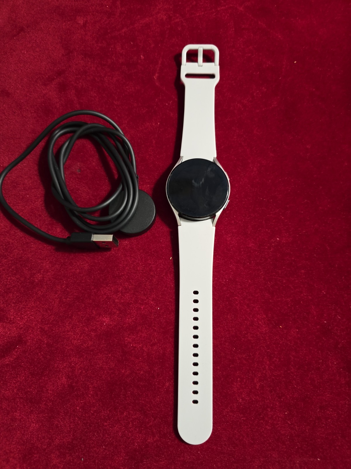 Samsung Galaxy Watch 4 40mm Bluetooth WIFI GPS SM-R860NZSAXAA TESTED