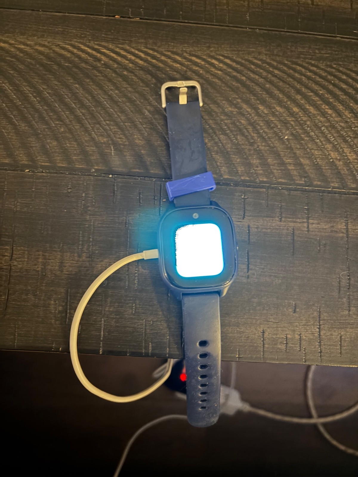 Verizon unlocked Gizmo 3 kids smart watch