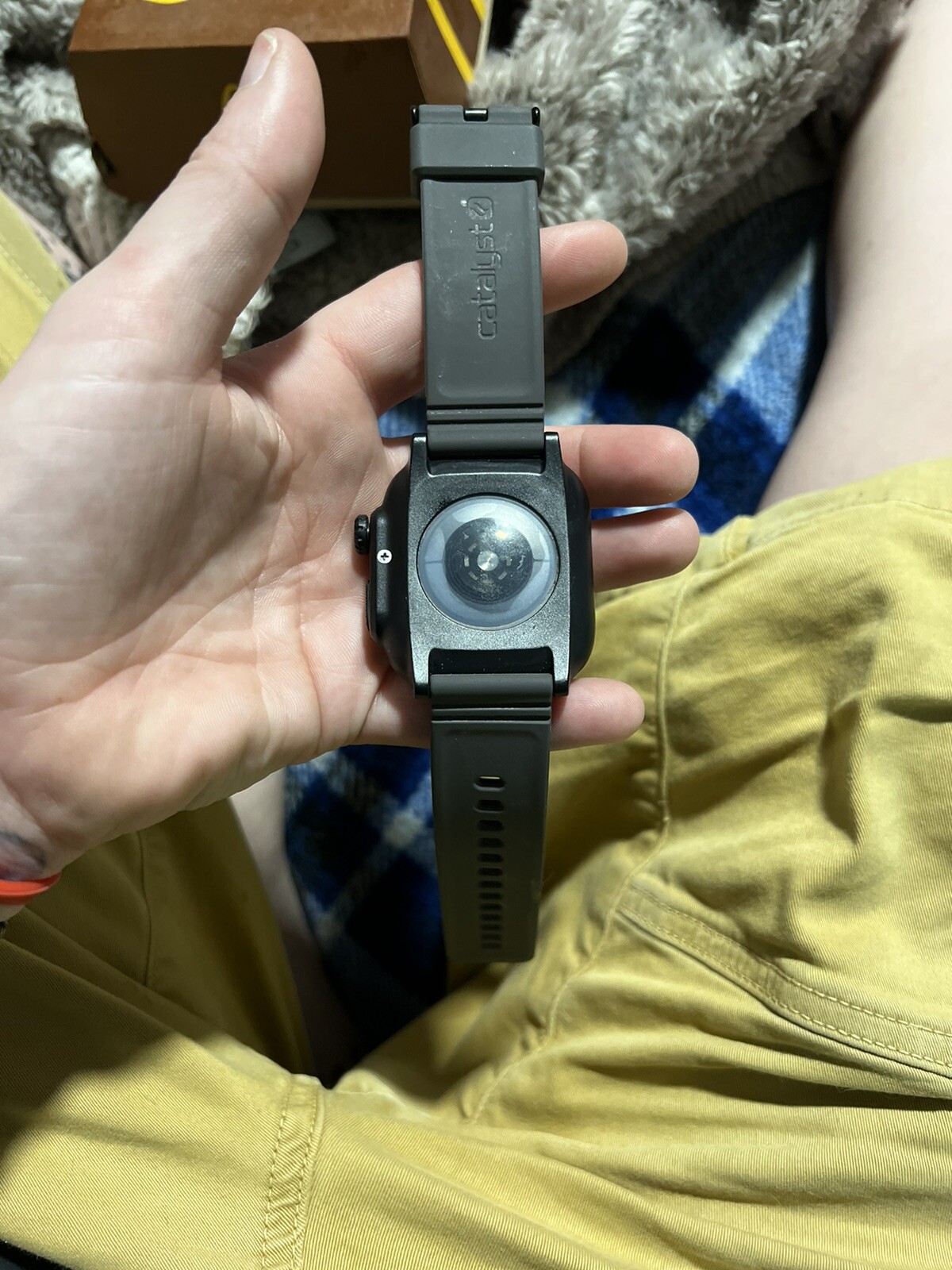 Apple Watch Series 5 44mm Space Gray Aluminium Case with Black Sport Band – S/M
