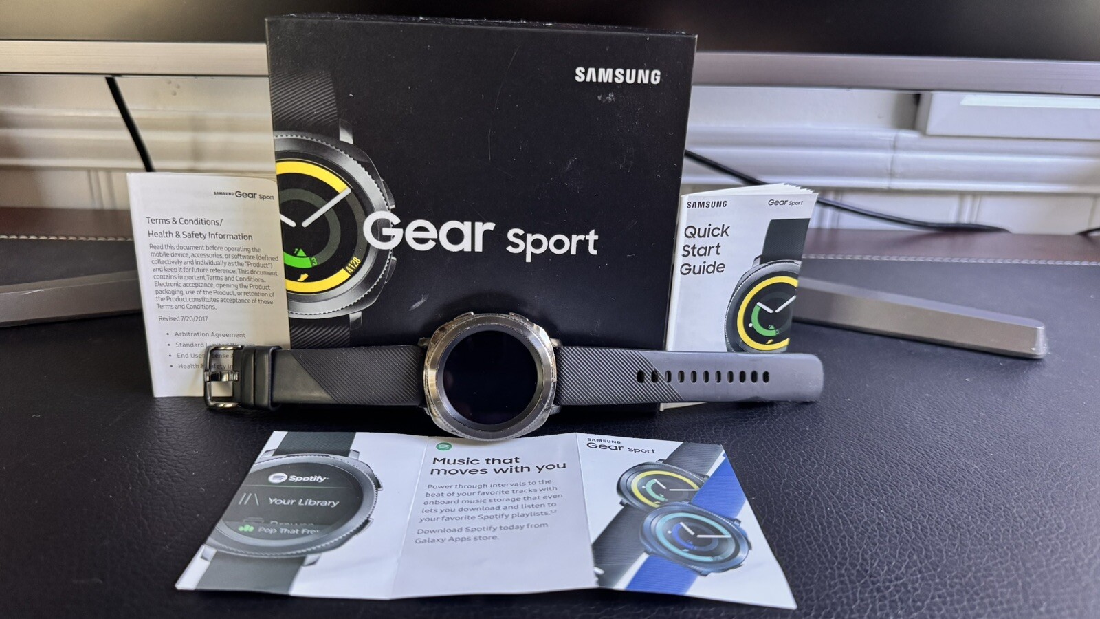Smart Watch, Samsung Gear Sport SM-R600,44.6mm, Black Case Silicone Band