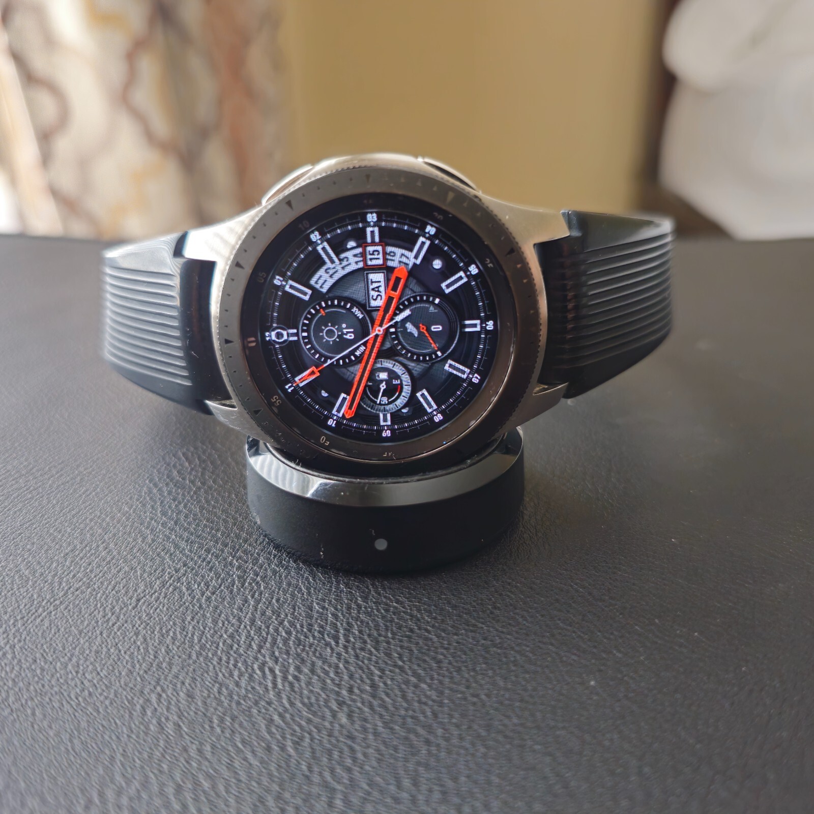 Samsung Galaxy Watch SM-R800 46mm Silver Case Classic Buckle Onyx Black (READ)