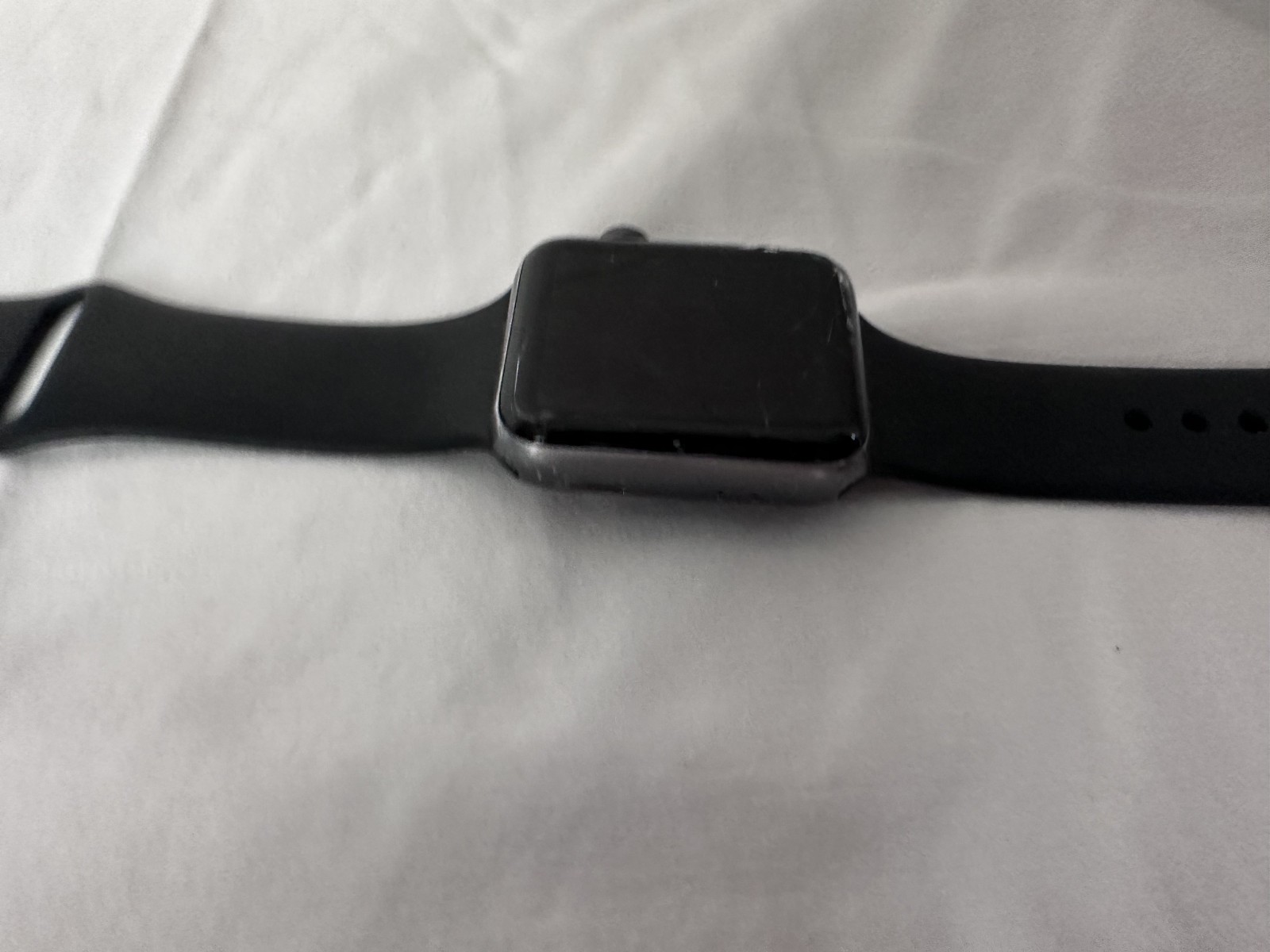 Apple Watch Series 3 42mm Gold Aluminum Case Black Band A1859 Cracked Screen