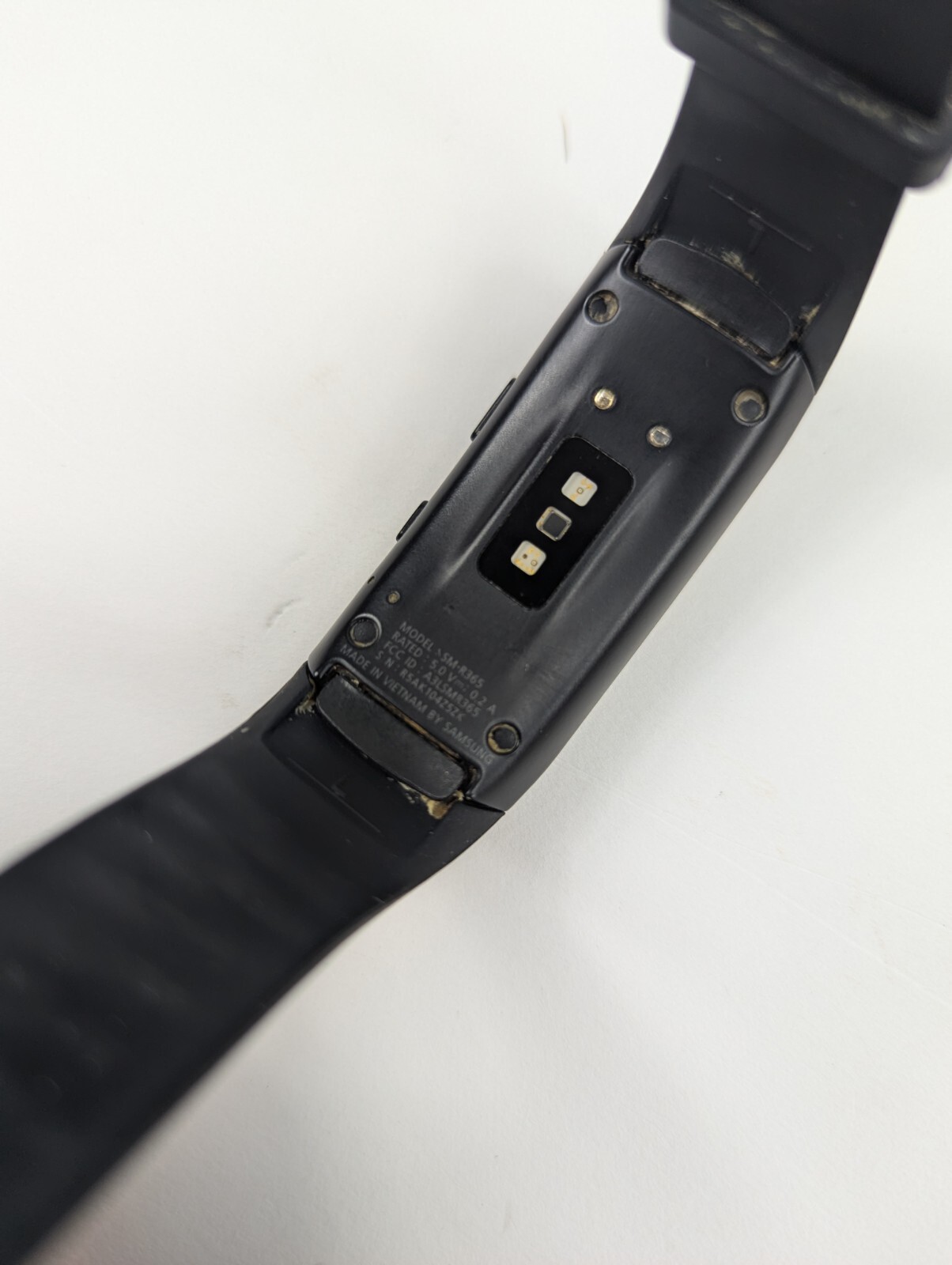 Samsung Gear Fit2 Pro SM-R365 Fitness Black Smartwatch Large – Parts Not Working