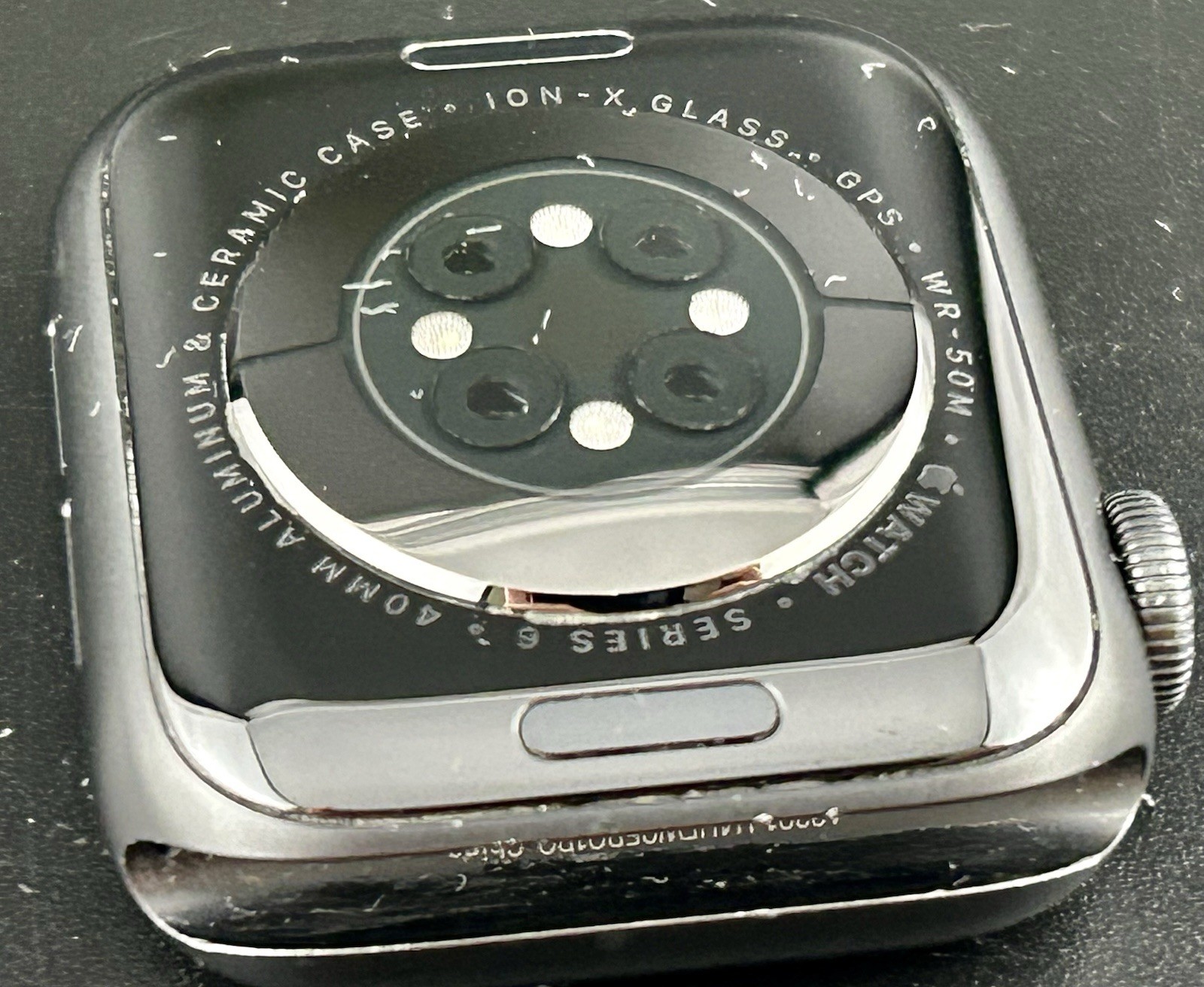 Apple Watch Series 6 40MM A2291 Black – Stainless Steel Silver/Gold