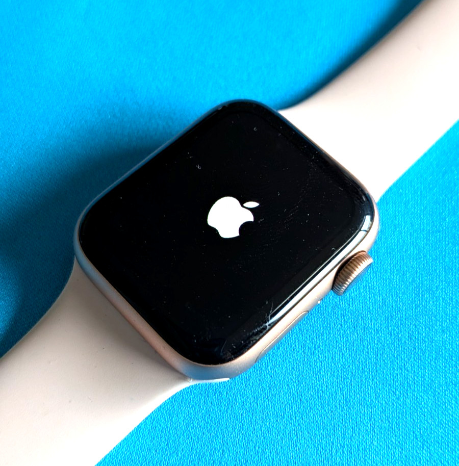 Mint Apple Watch Series 4 40mm Gold (Rose Gold / Pink) Aluminum GPS (A1977)
