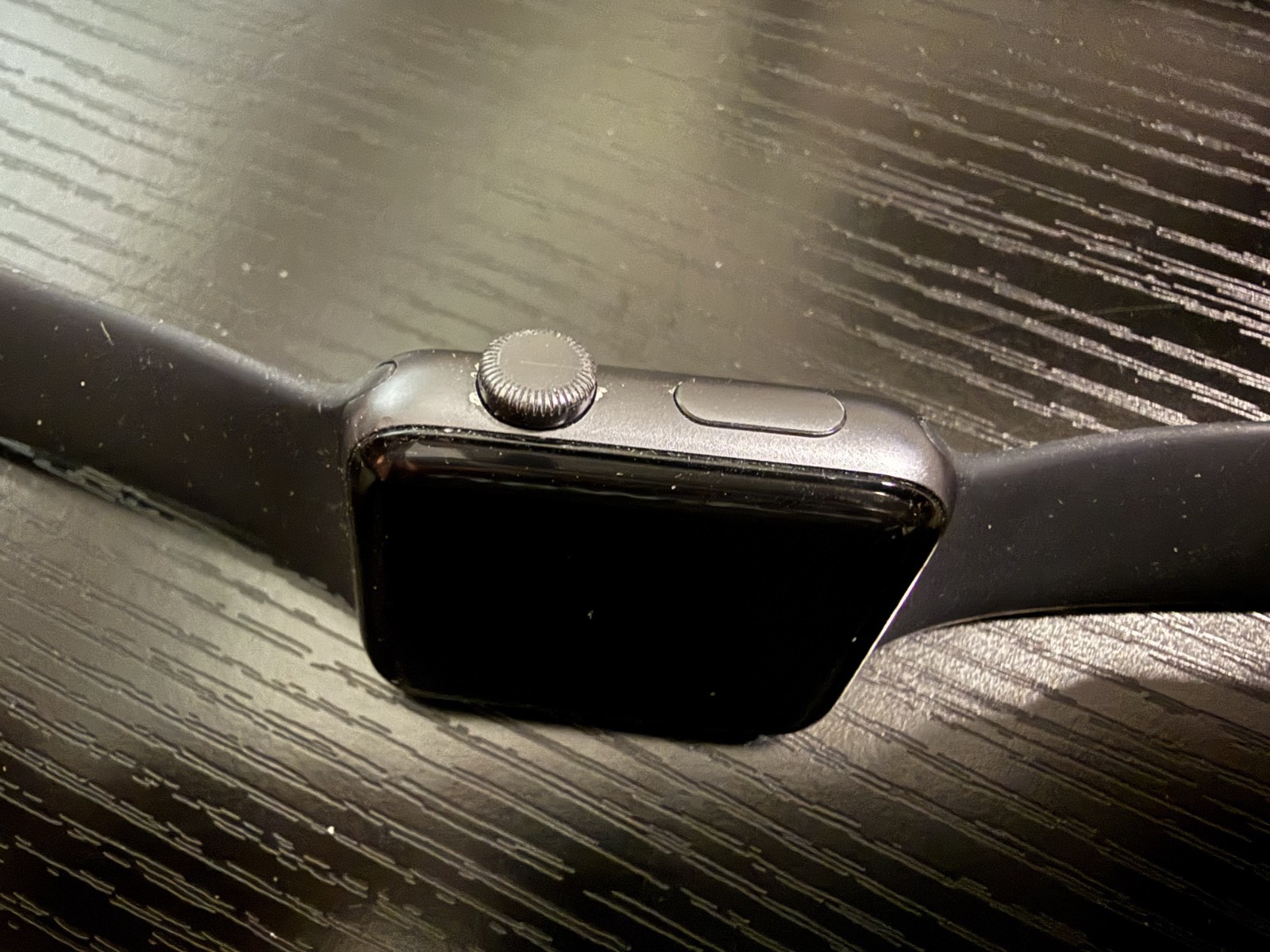 90% battery health – Apple Watch Series 3 42mm Space Gray Aluminum