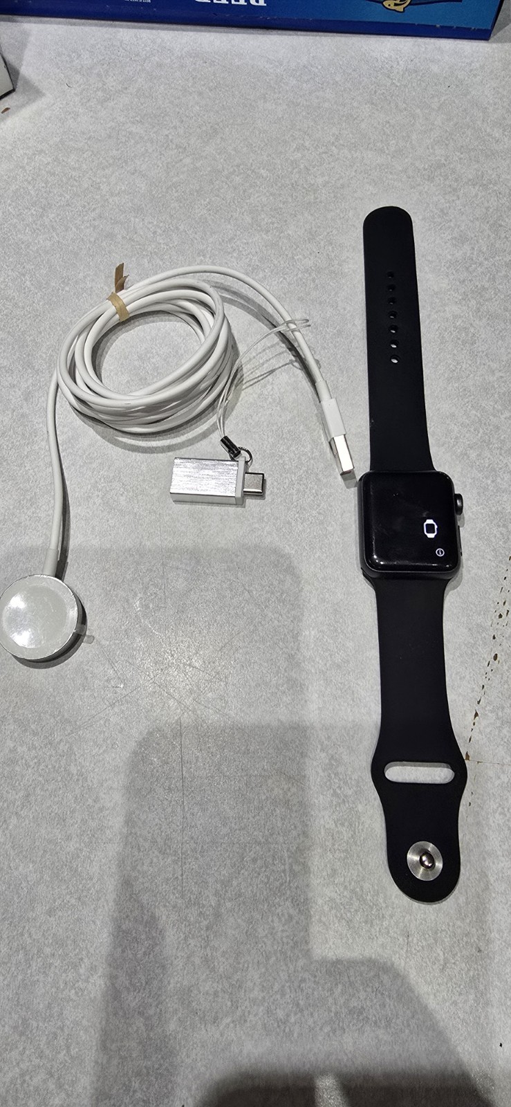 Apple Watch Series 3 38mm Black Aluminum Case Black Silicone Band GPS BT