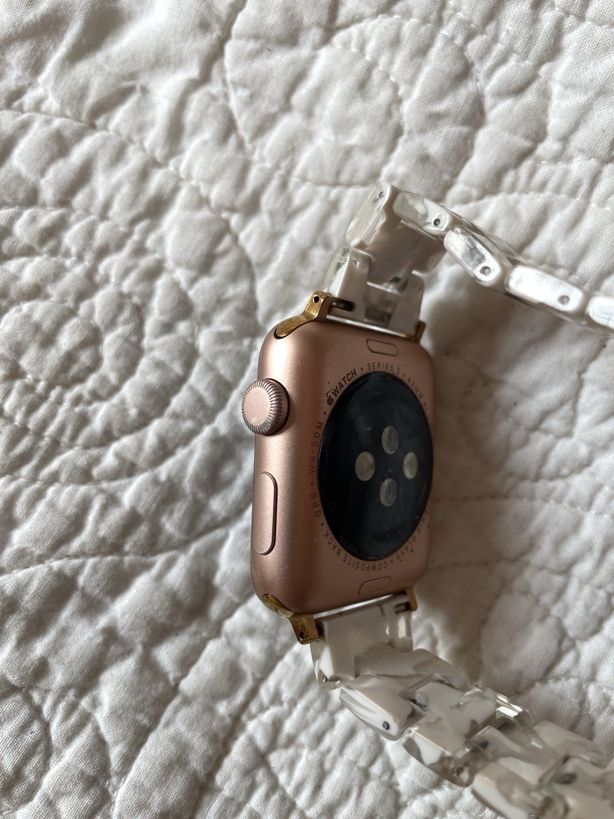 Apple Watch Series 3 42mm Rose Gold Aluminum GPS Smartwatch Reset Tested Works