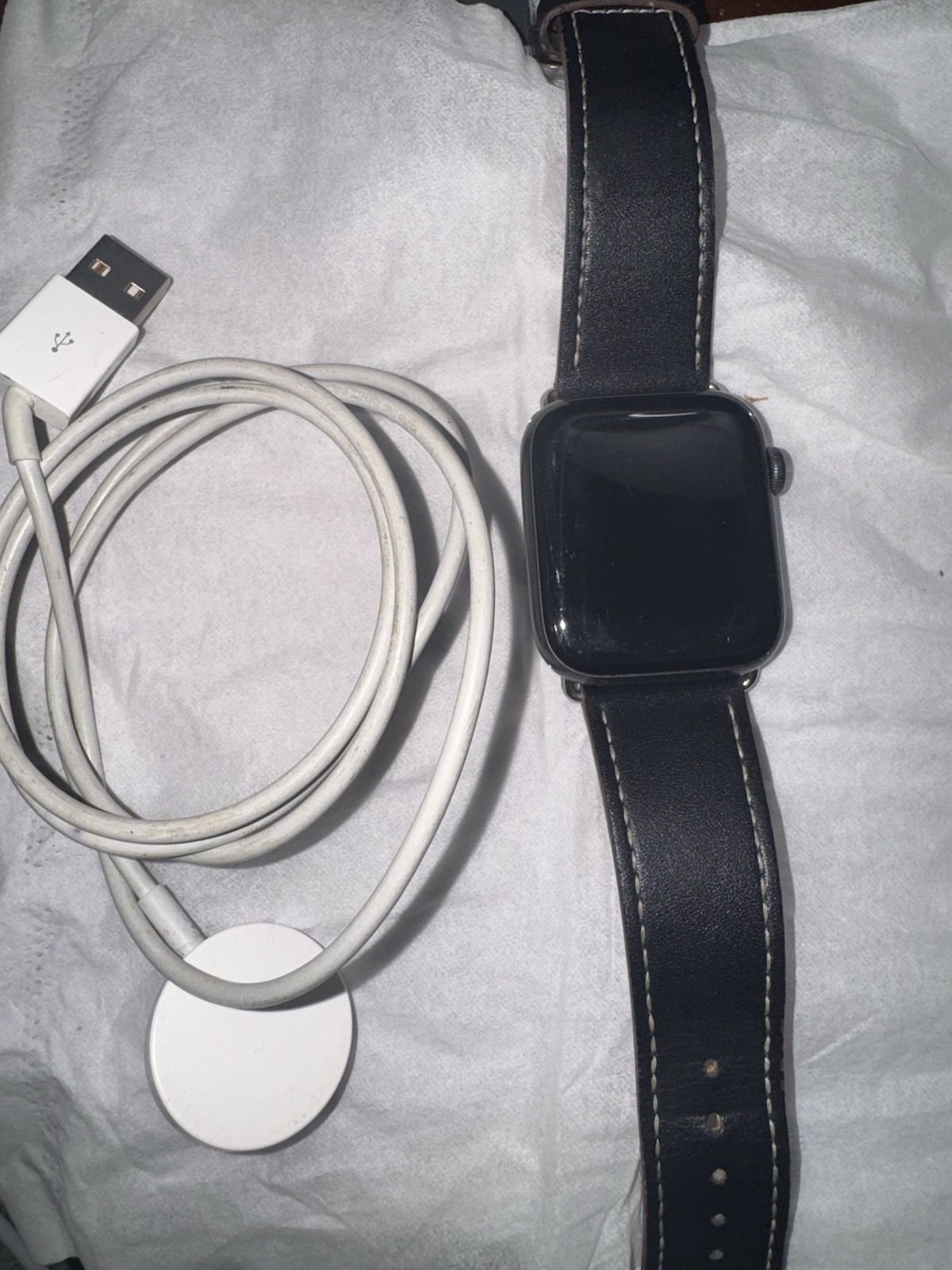 Apple Watch Series 6 44mm Silver Aluminum Case Black Leather Band 32GB GPS