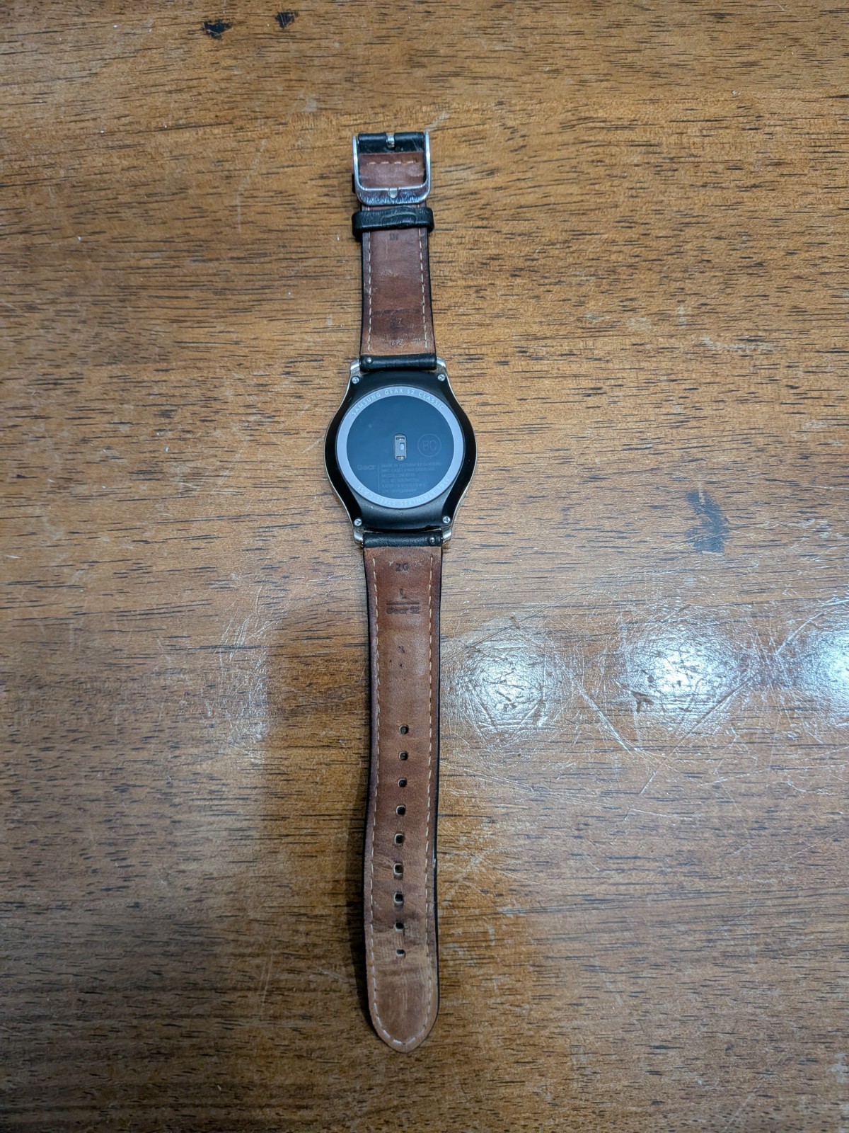 Samsung Gear S2 Classic Premium Platinum Smartwatch 40mm Stainless Steel Case