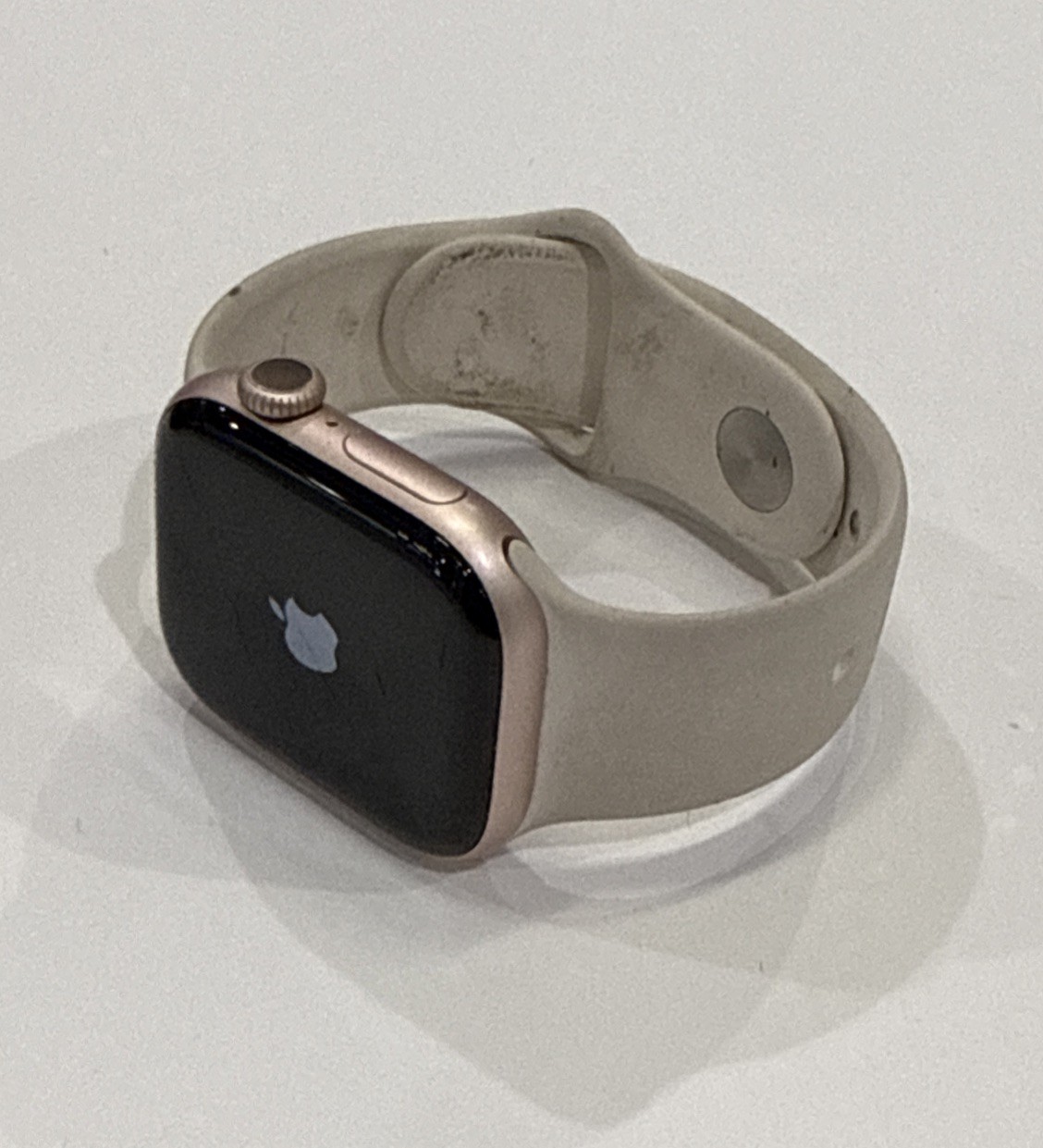 Apple Watch Series 11 42mm GPS Rose Gold Starlight Sport S/M MEU04LW/A 2025