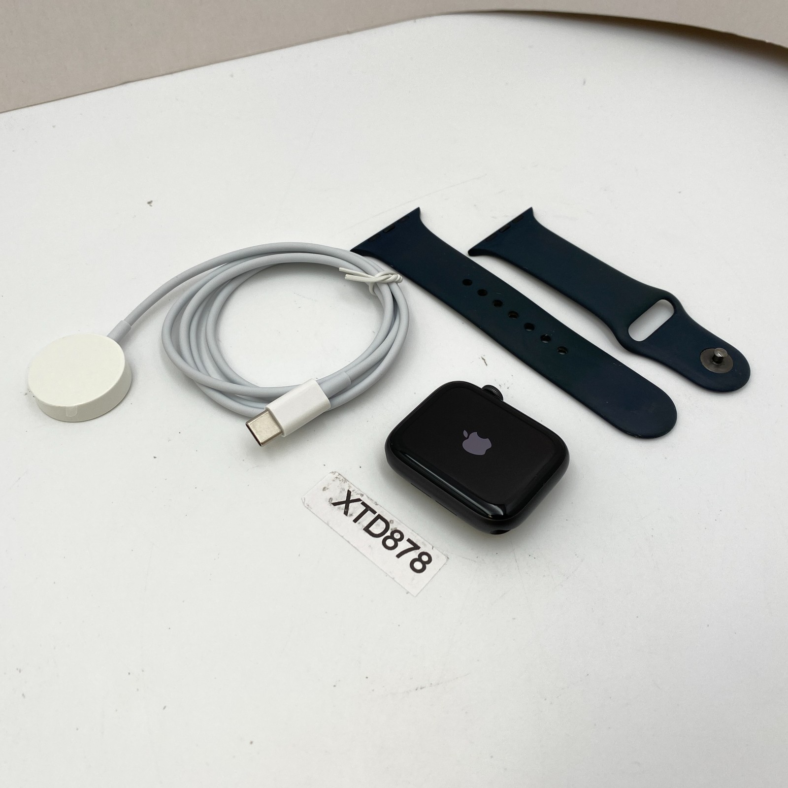 Apple Watch SE 1st Gen. 44mm Aluminum Gray – Unlocked A2354 – Open Box