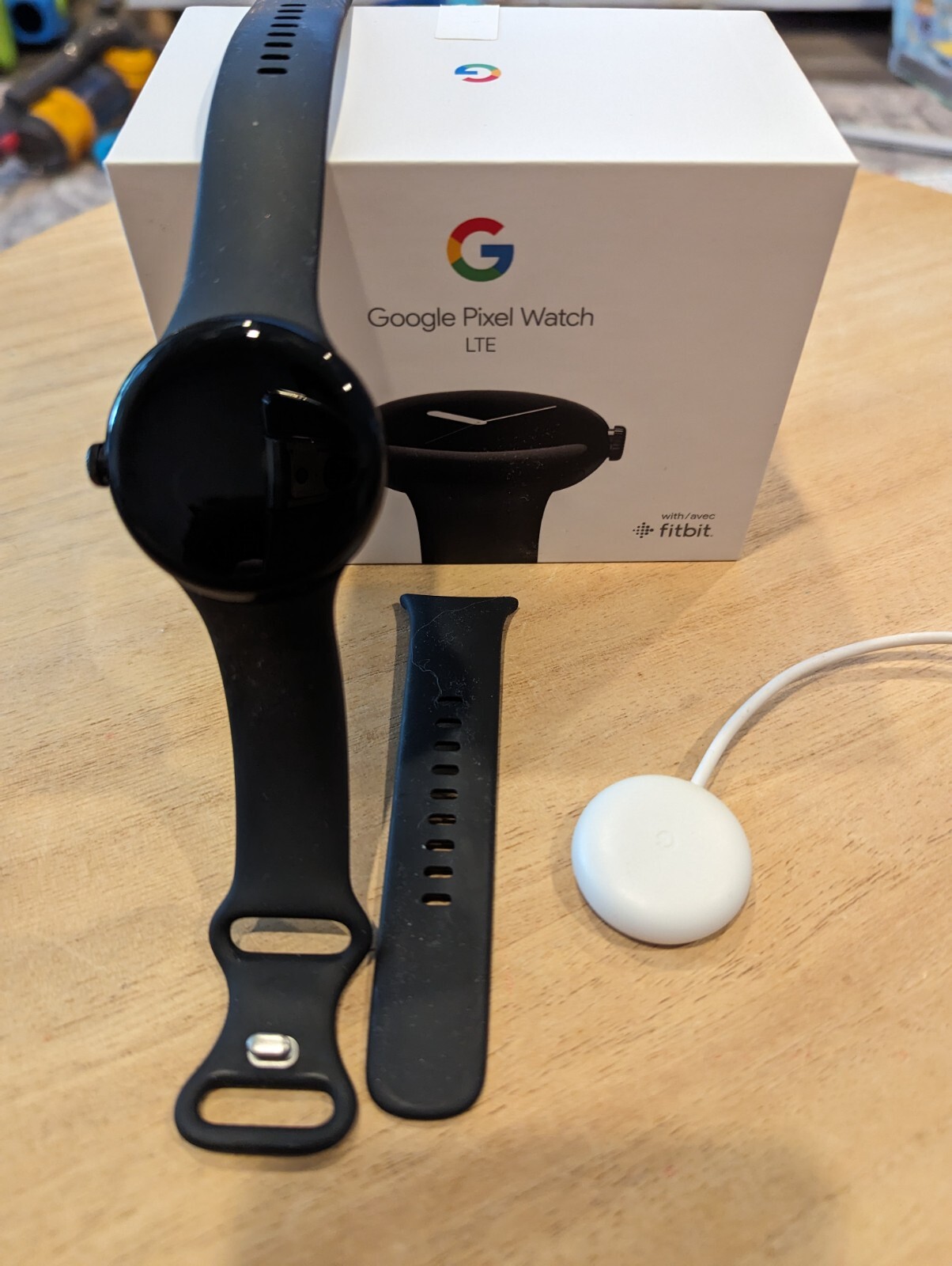 Google Pixel Watch LTE cellular 41mm Matte Black Stainless Steel Case