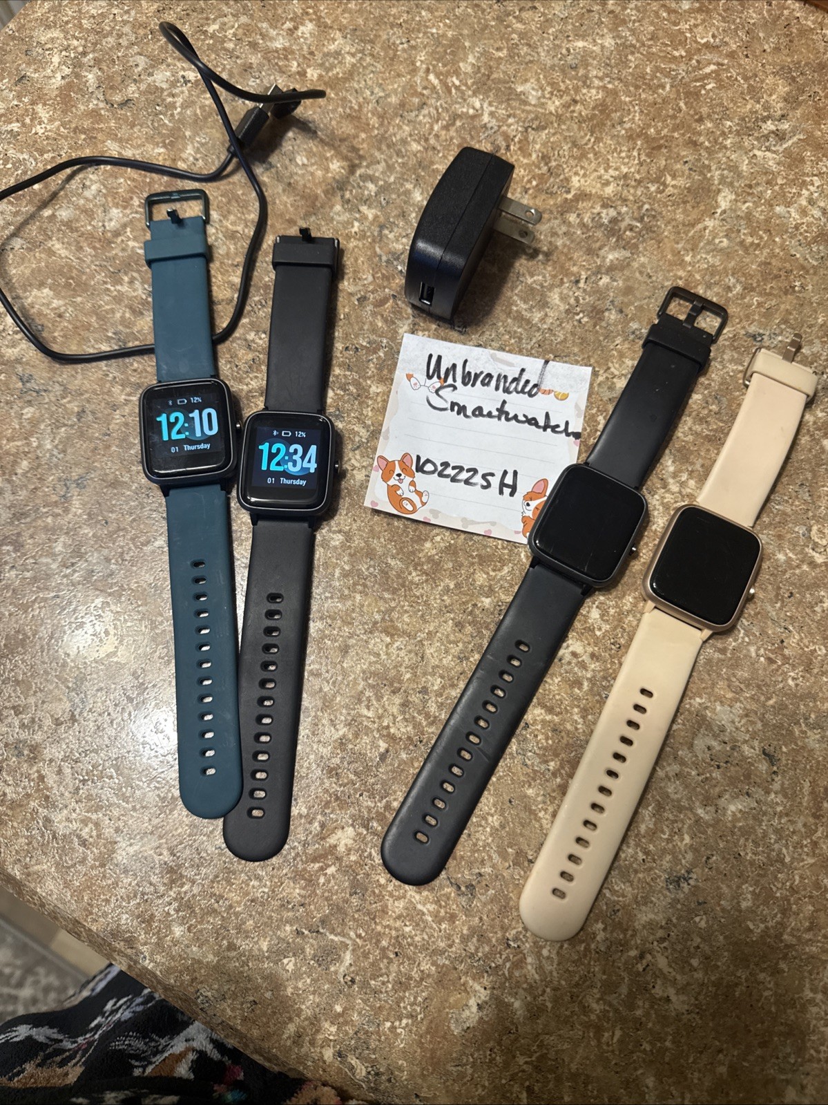 Lot of TESTED smart watches (unbranded)/unknown brand) Screens turn on