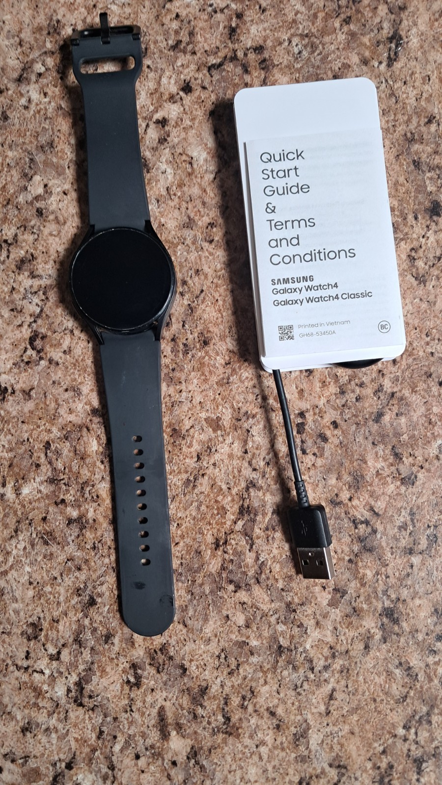 Samsung Galaxy Watch4 40mm Black Wi-Fi 16GB Wear OS Touchscreen w/Box