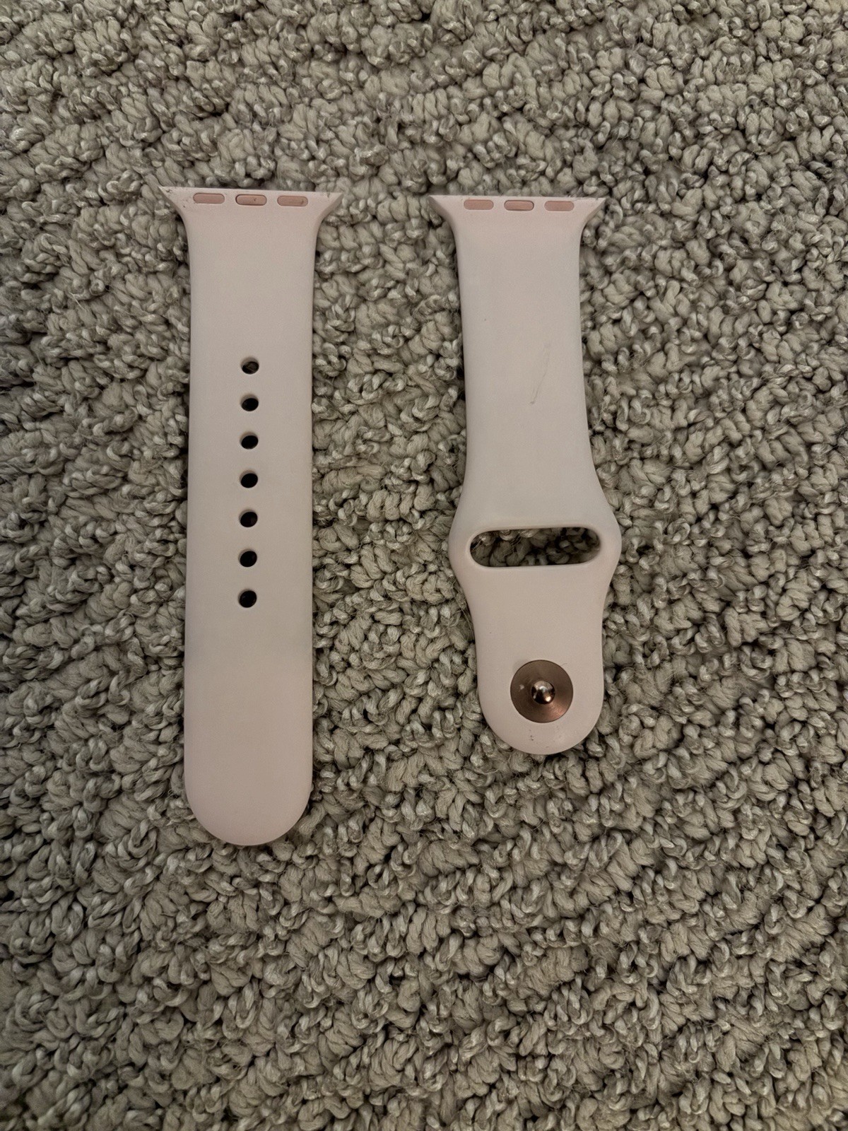 Apple Watch Series 1 38mm Rose Gold Aluminum Case, Pink Silicone Band READ 👇🏻