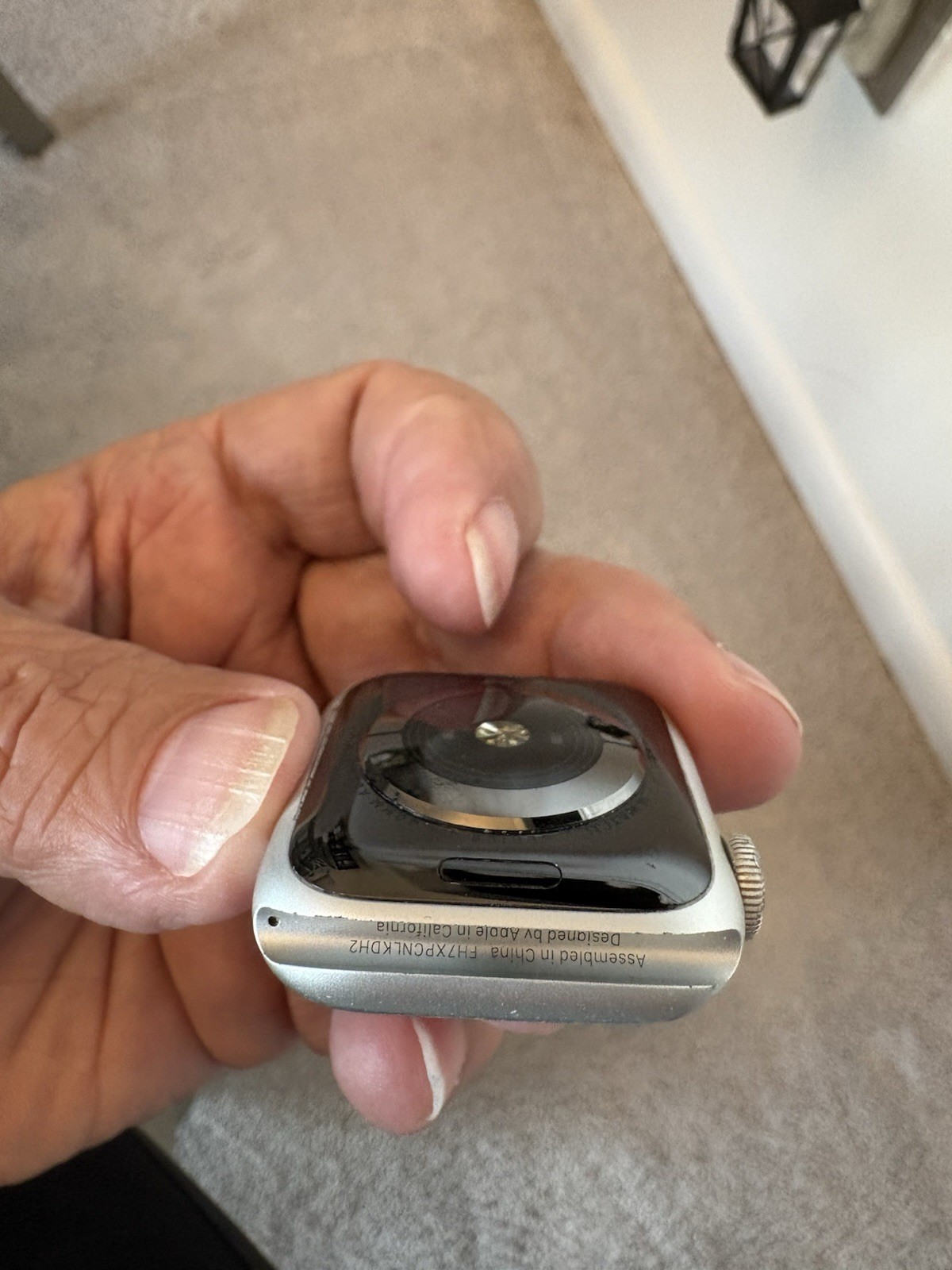 Apple Watch Series 4 Silver Aluminum Case 40mm