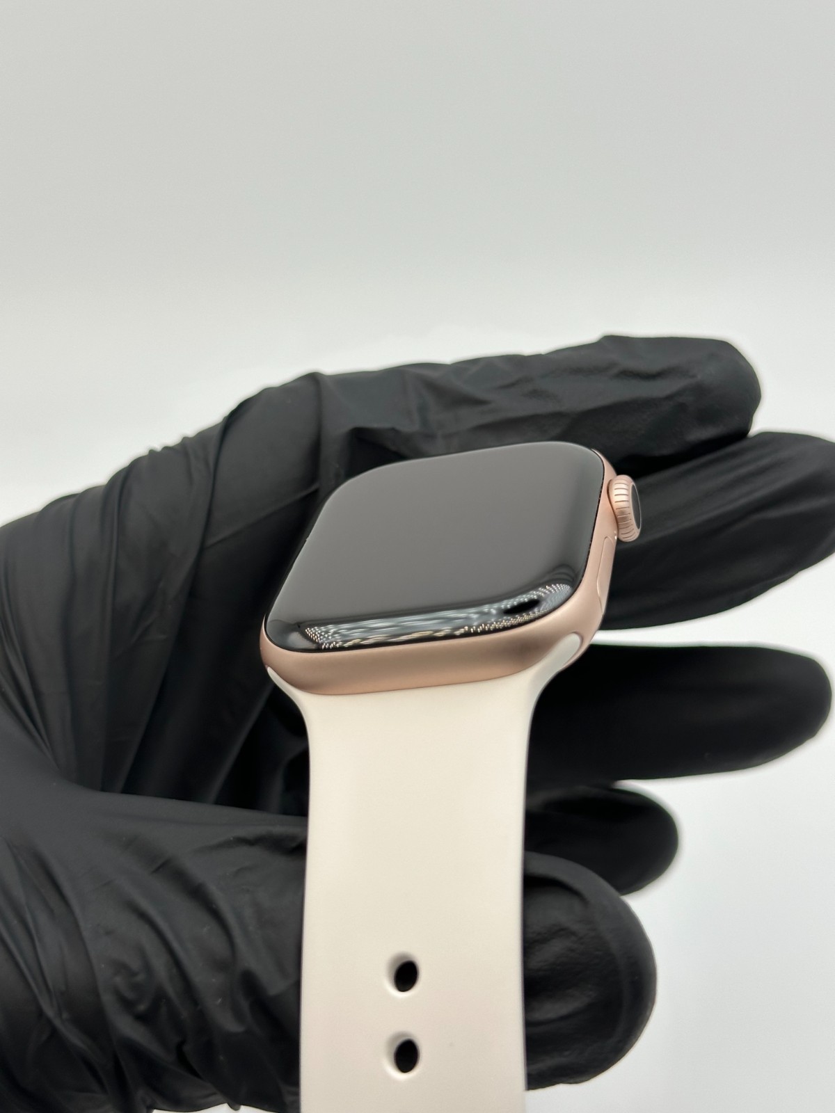 Apple Watch Series 11 42mm GPS Rose Gold Light Blush Sport S/M MEU04LW/A 2025