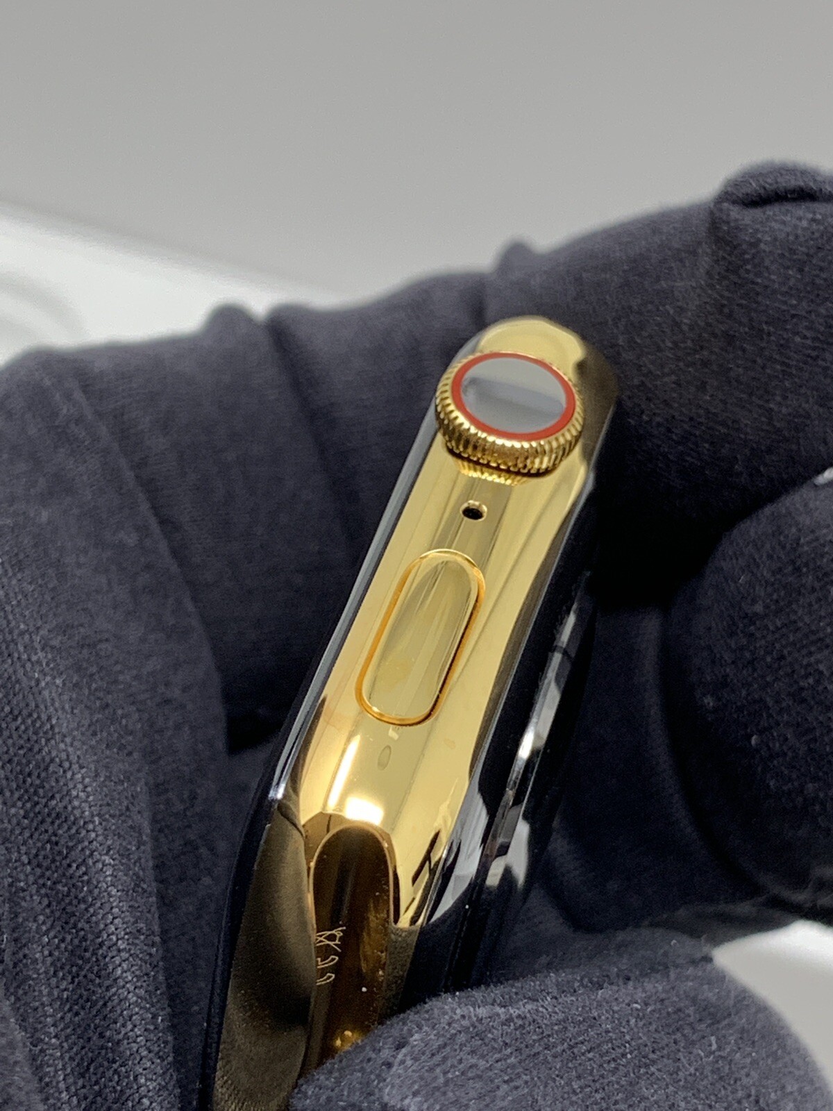24K Gold Plated 44MM Apple Watch SERIES 5 Gold Link Band Diamond Rhinestones LTE