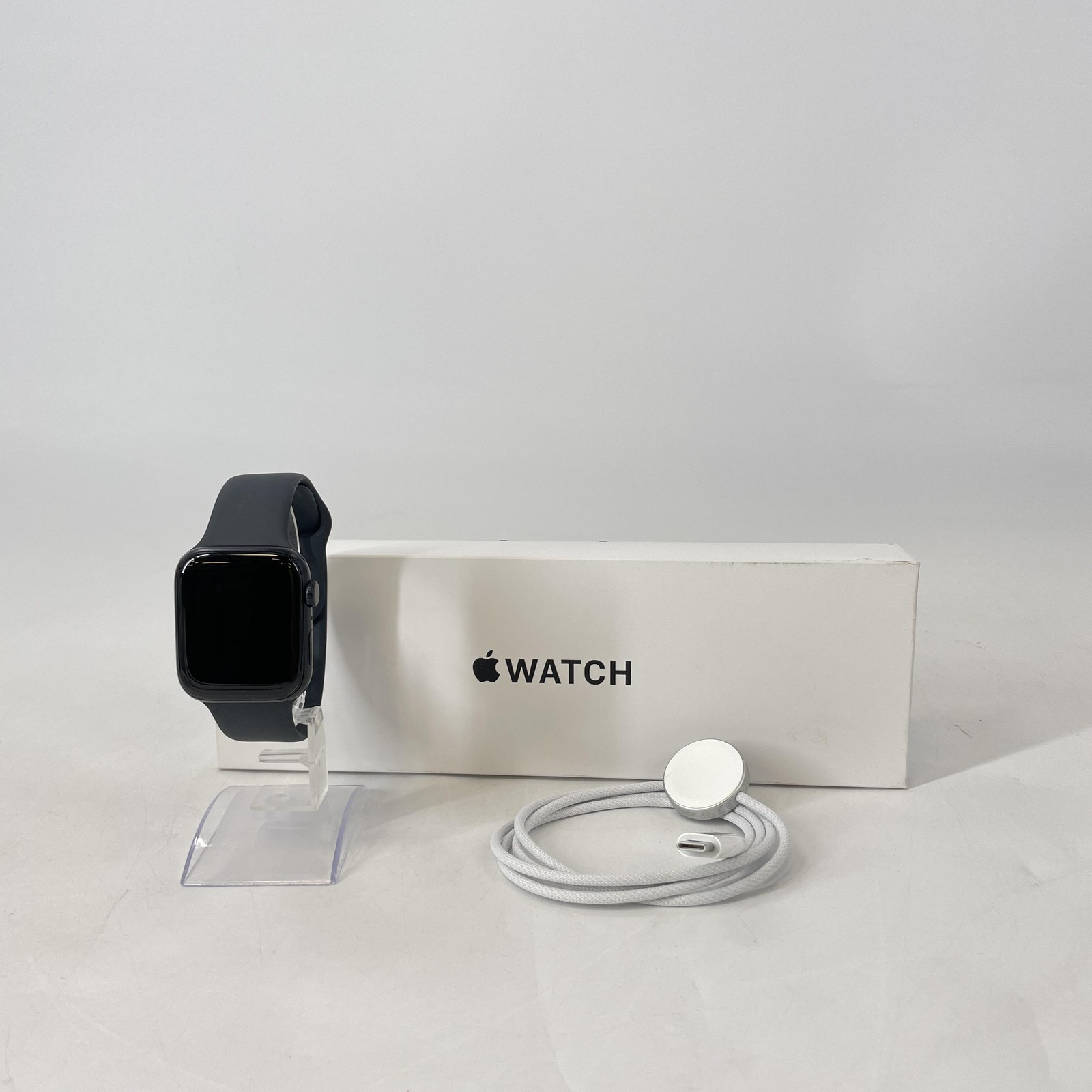 Apple Watch SE 3 44mm Midnight Aluminum (LTE) w/ Black Sport Band – Very Good