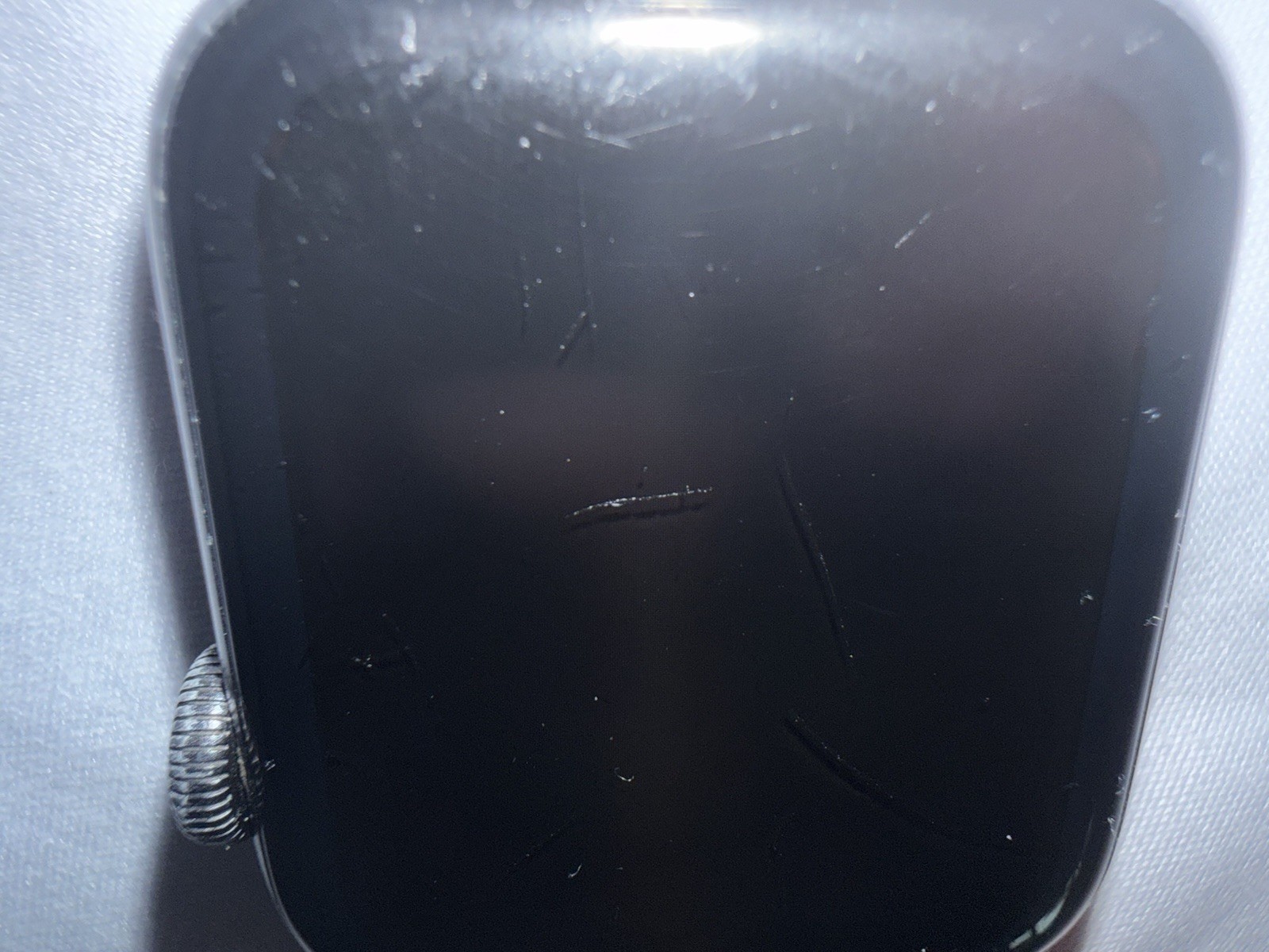 Apple Watch 5 40mm Black Aluminum Case Black Silicone Band Touchscreen Unlocked