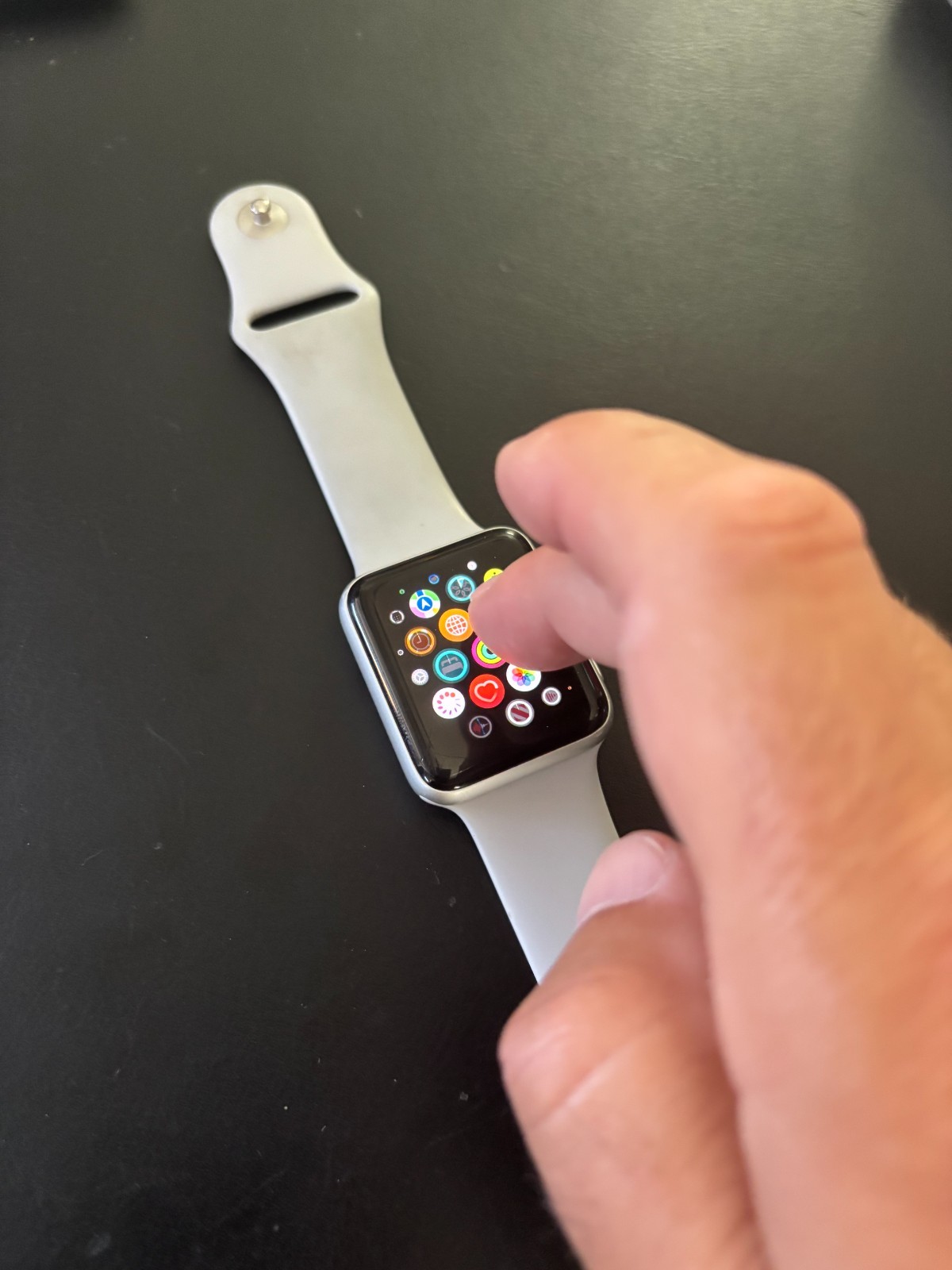 Apple Watch Series 3 GPS Cellular 42mm Aluminum Gray Case (A1861) + extra band