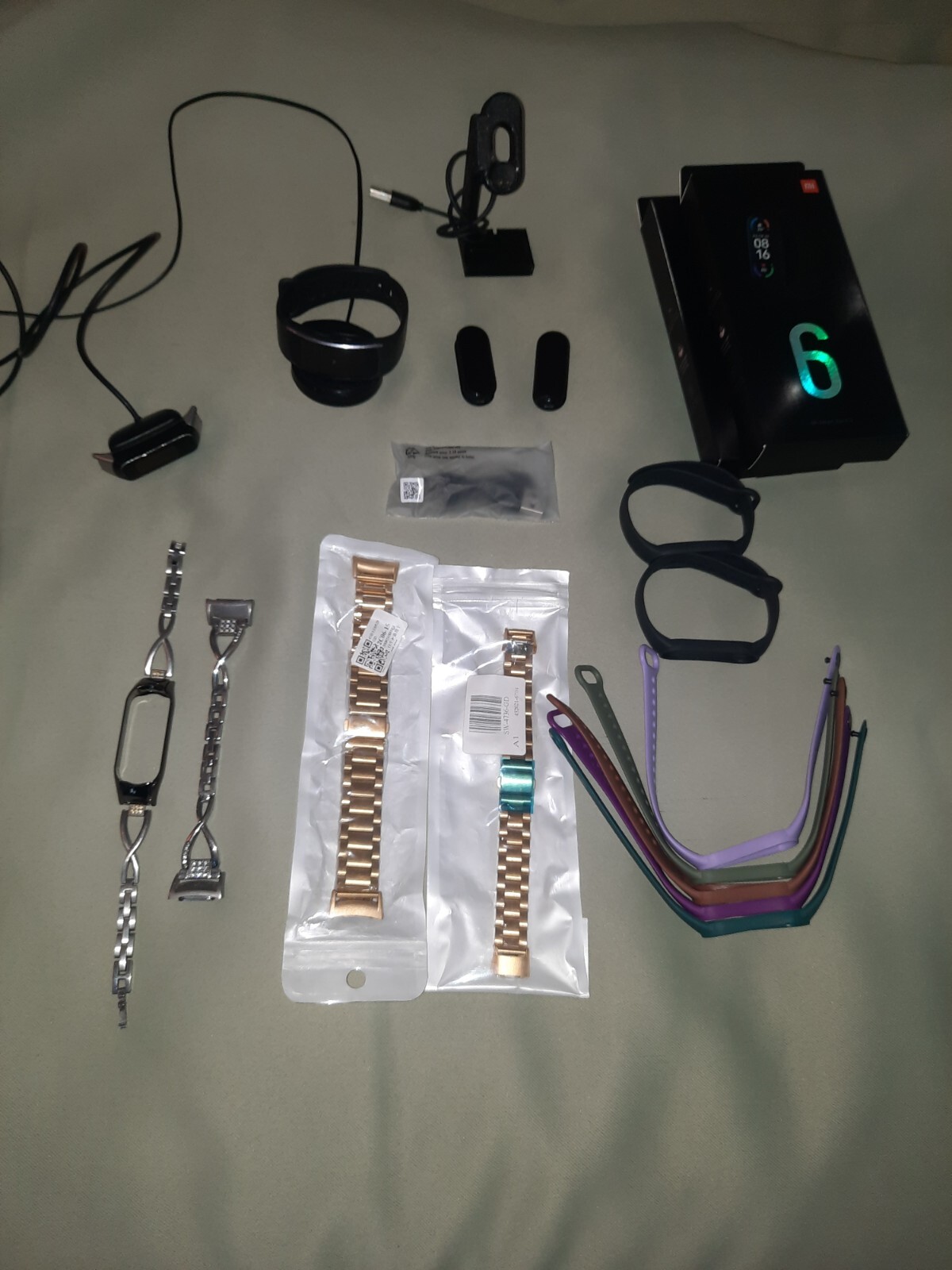 2x Mi Band 6, Gear Fit 2 R360 & R370 Samsung Read Desc.