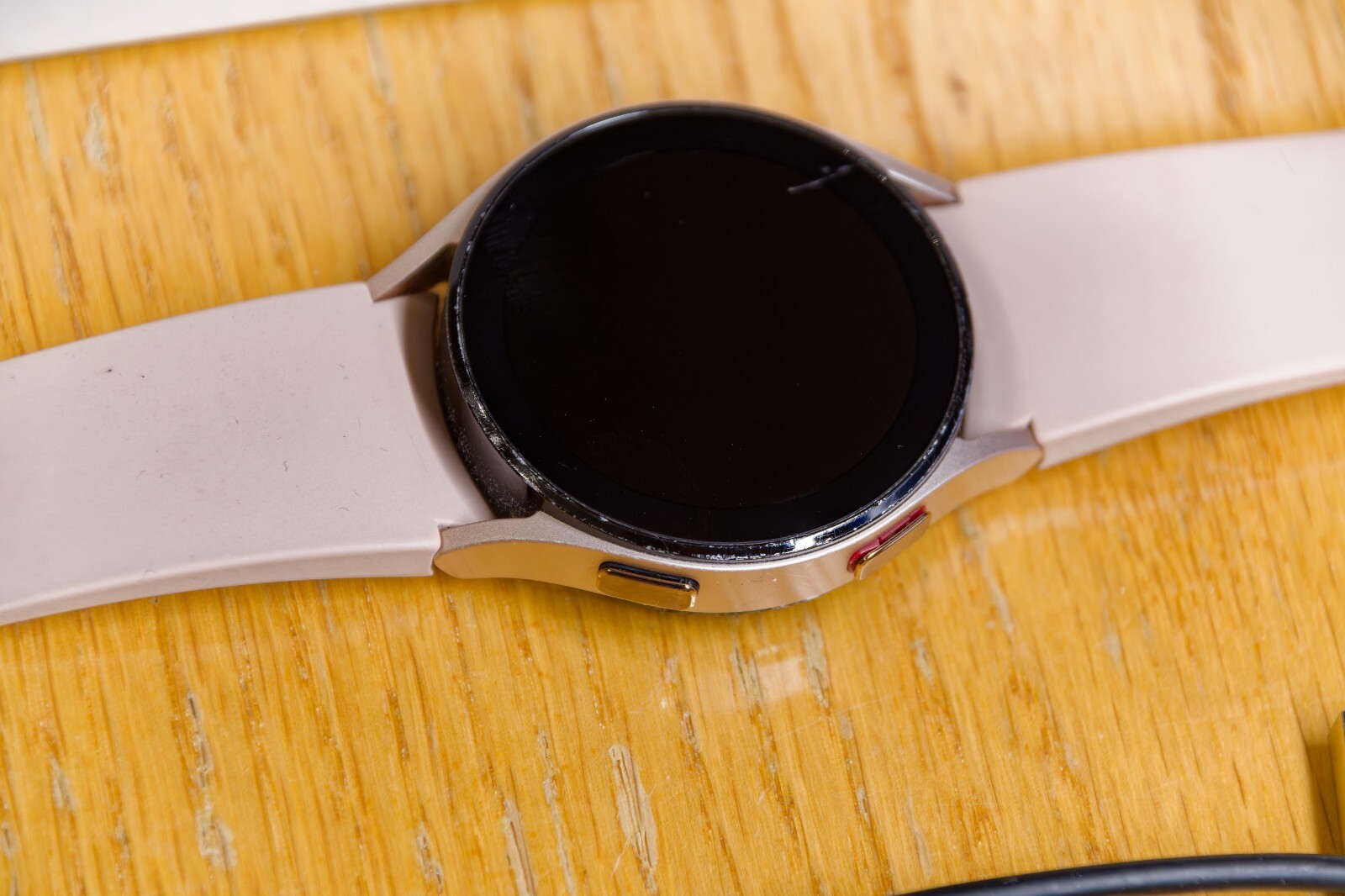 Samsung – Galaxy Watch4 Aluminum Smartwatch 40mm SM-R860