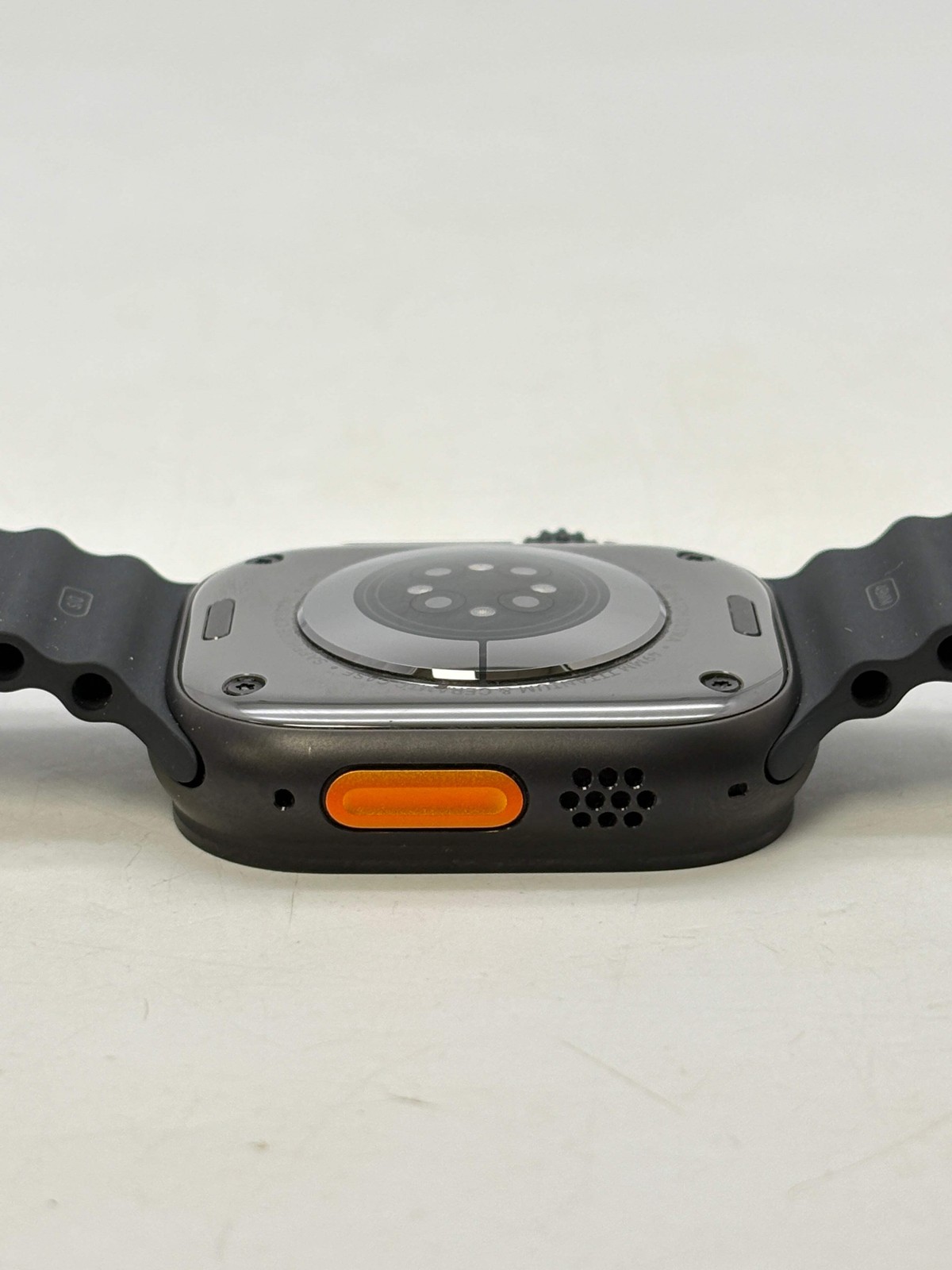 Unlocked Apple Watch Ultra 3 49mm A3281 GPS+Cellular Titanium Black