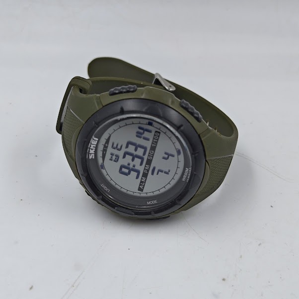 Lot of 10 Mixed Watches – Untested, Signs of Use, No Packaging