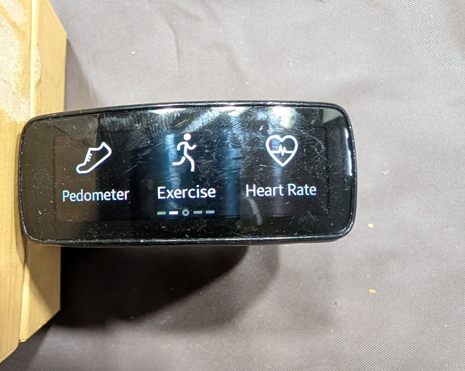 Samsung Gear Fit SM-R3500ZKCXAR Fitness Band