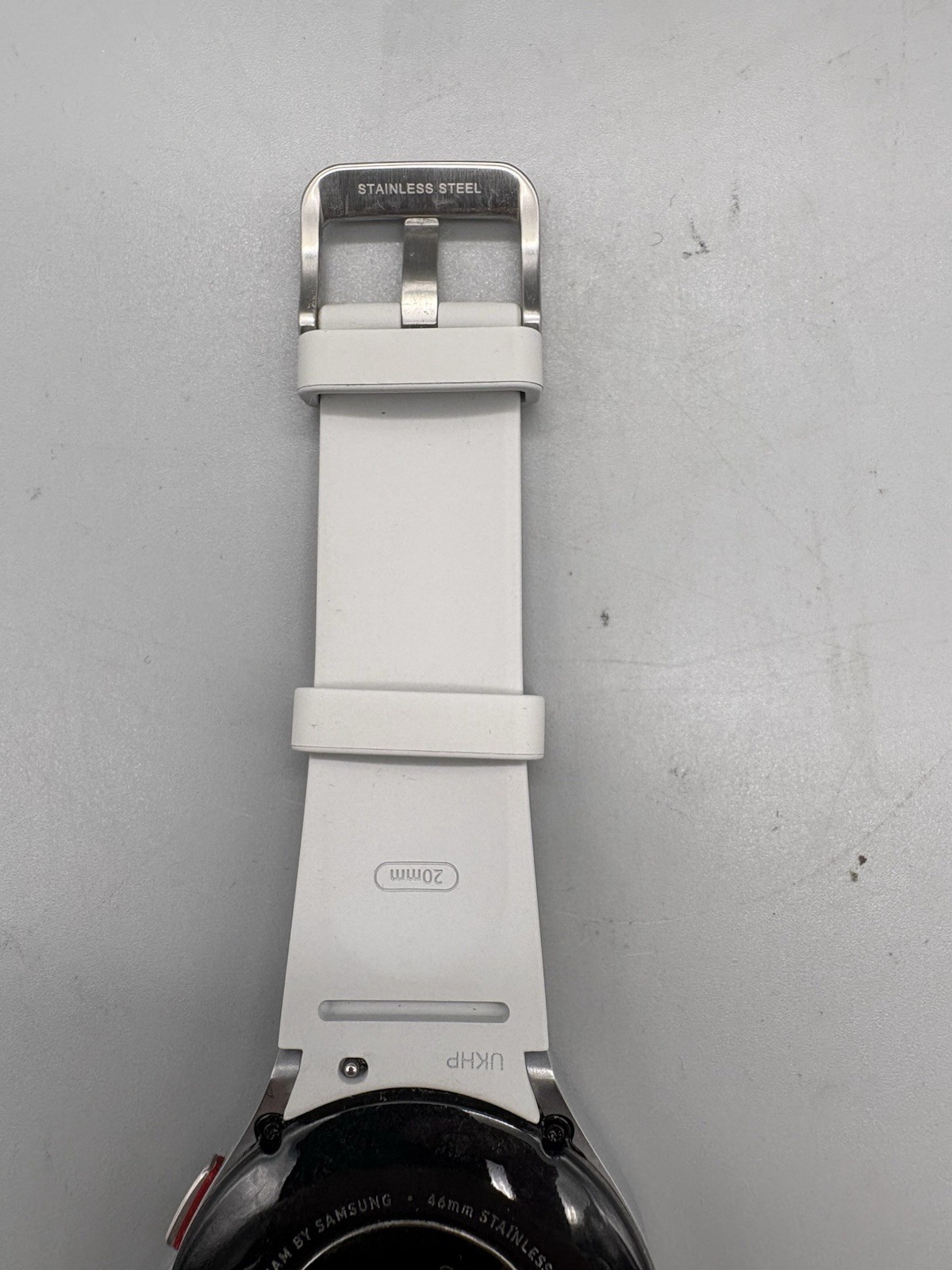 Samsung Galaxy Watch MIL-STD-810G 46mm w/ Lite Gray 20mm Band Size M/L